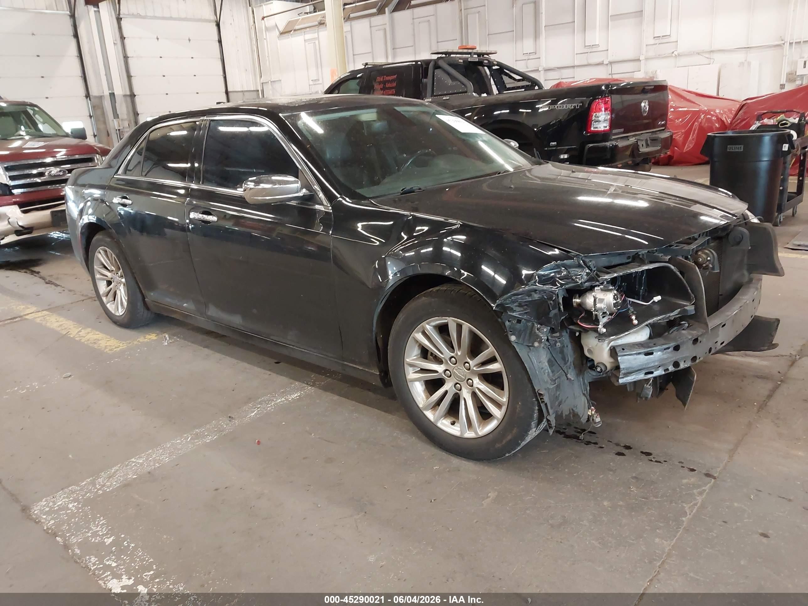 2015 Chrysler 300c   Black vin: 2C3CCAEG2FH766126