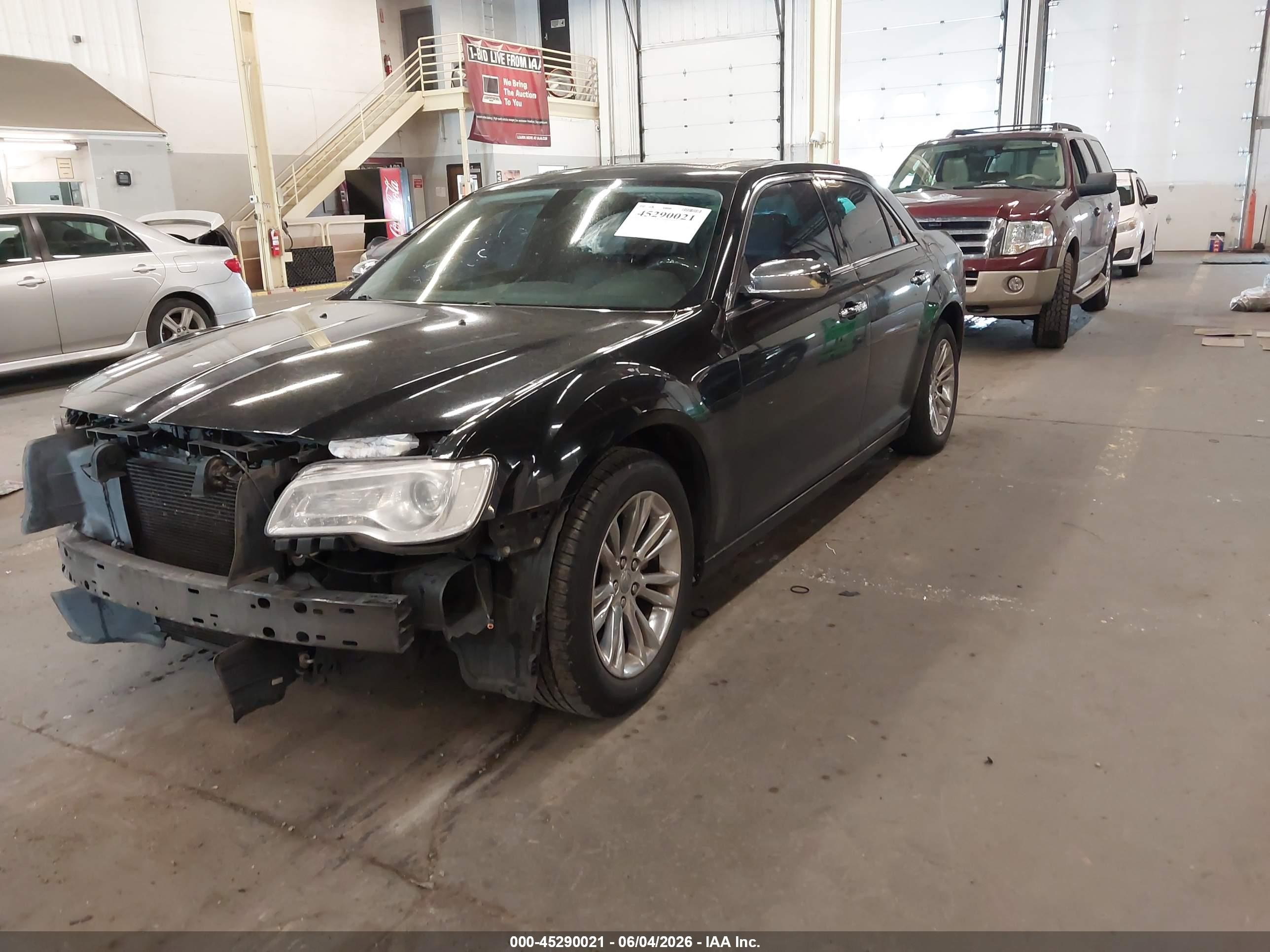2015 Chrysler 300c   Black vin: 2C3CCAEG2FH766126