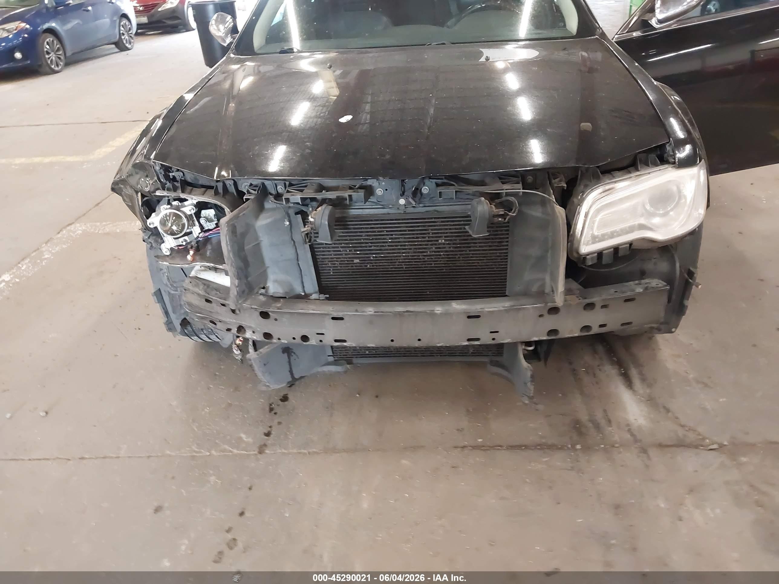 2015 Chrysler 300c   Black vin: 2C3CCAEG2FH766126