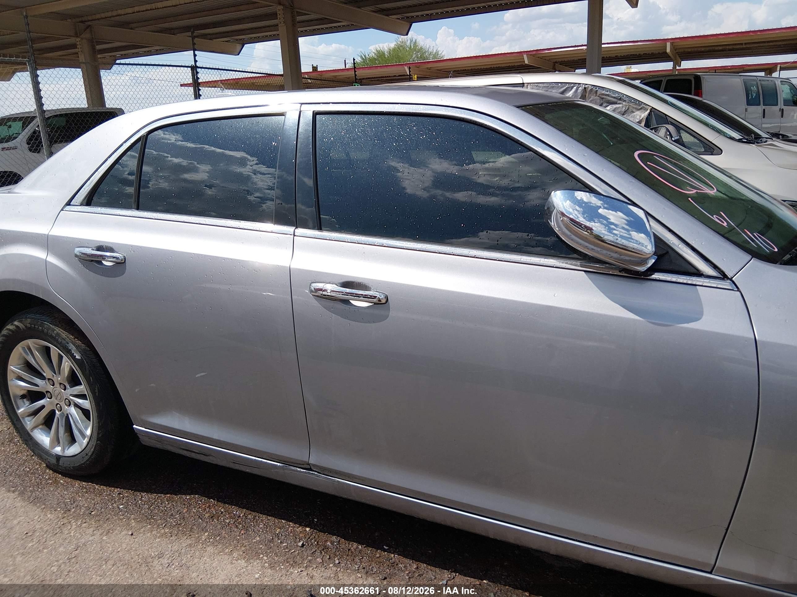 2015 Chrysler 300c   Gray vin: 2C3CCAEG2FH786148
