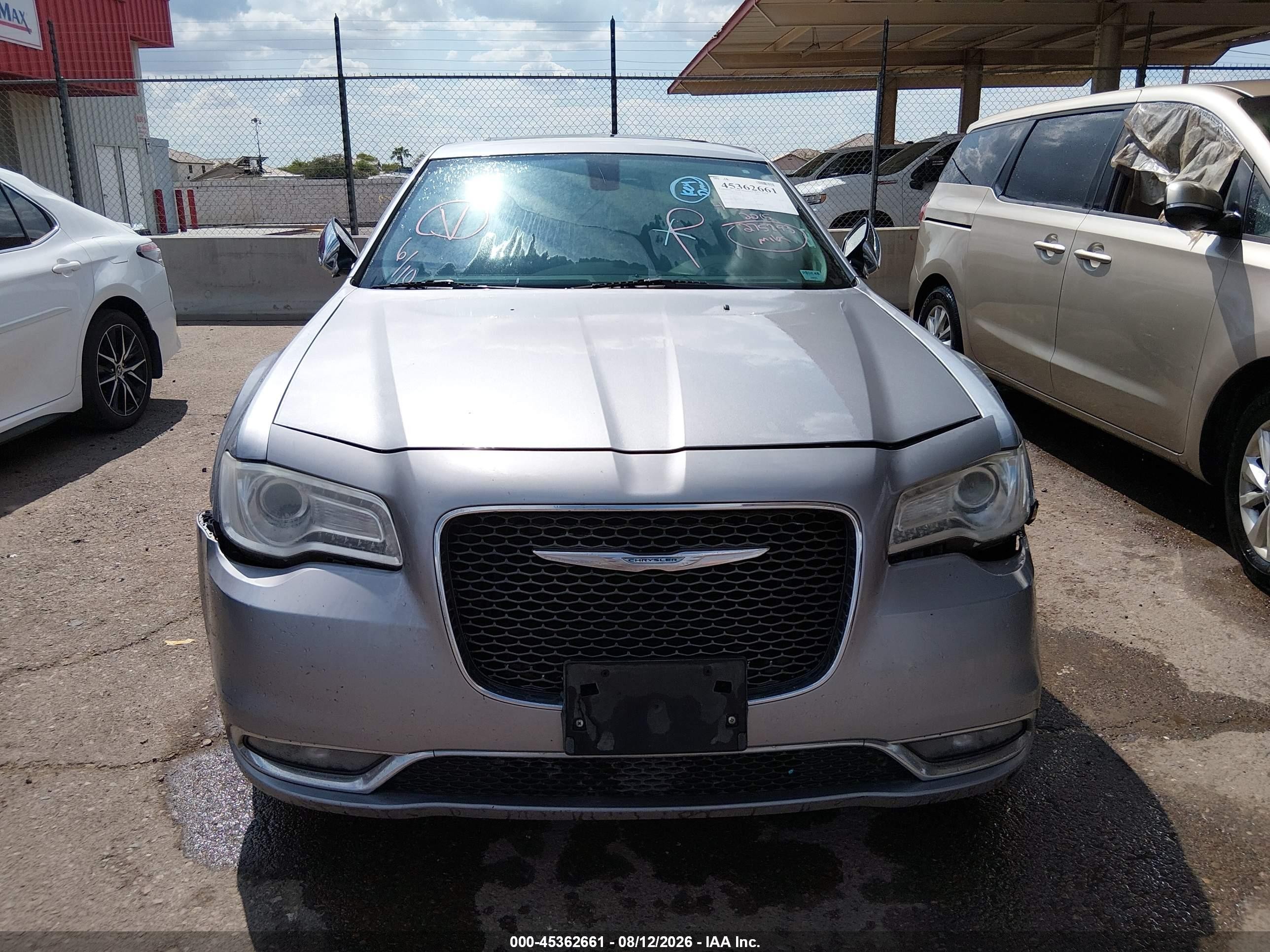 2015 Chrysler 300c   Gray vin: 2C3CCAEG2FH786148