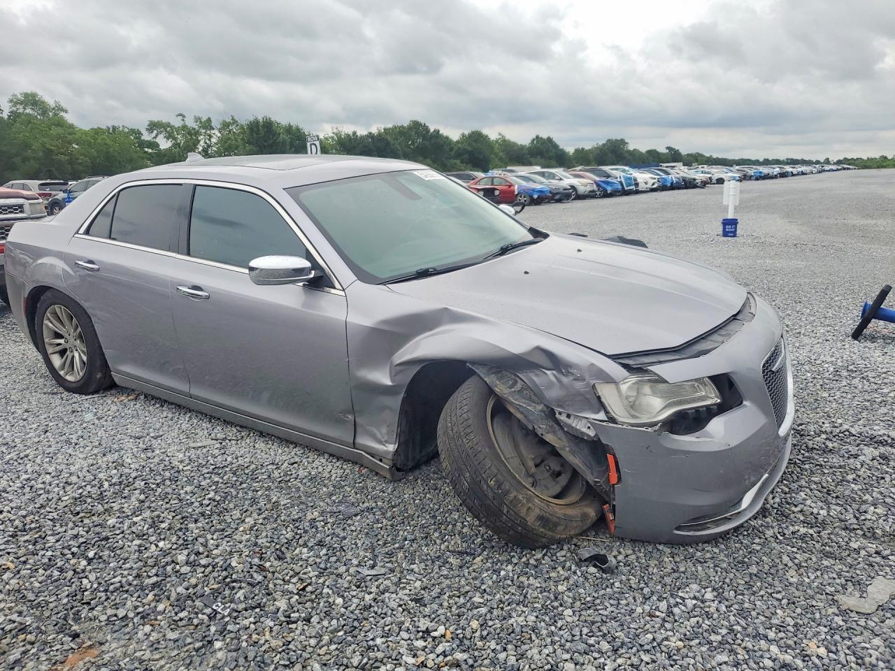 2016 Chrysler 300c Серебряный vin: 2C3CCAEG2GH286993