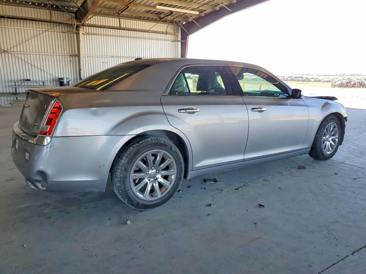 2014 Chrysler 300c Silver vin: 2C3CCAEG3EH378563