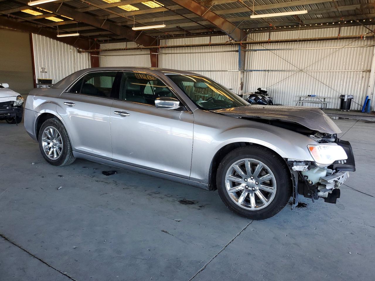 2014 Chrysler 300c Silver vin: 2C3CCAEG3EH378563
