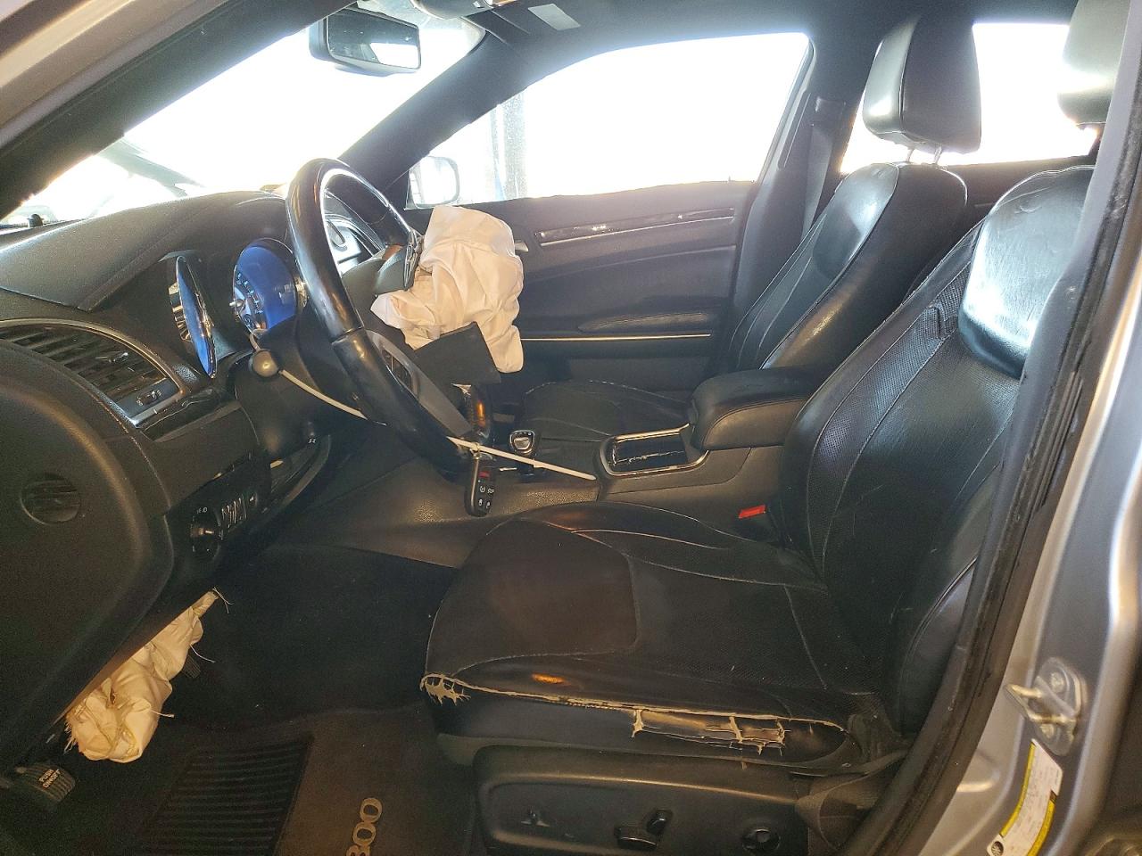 2014 Chrysler 300c Silver vin: 2C3CCAEG3EH378563