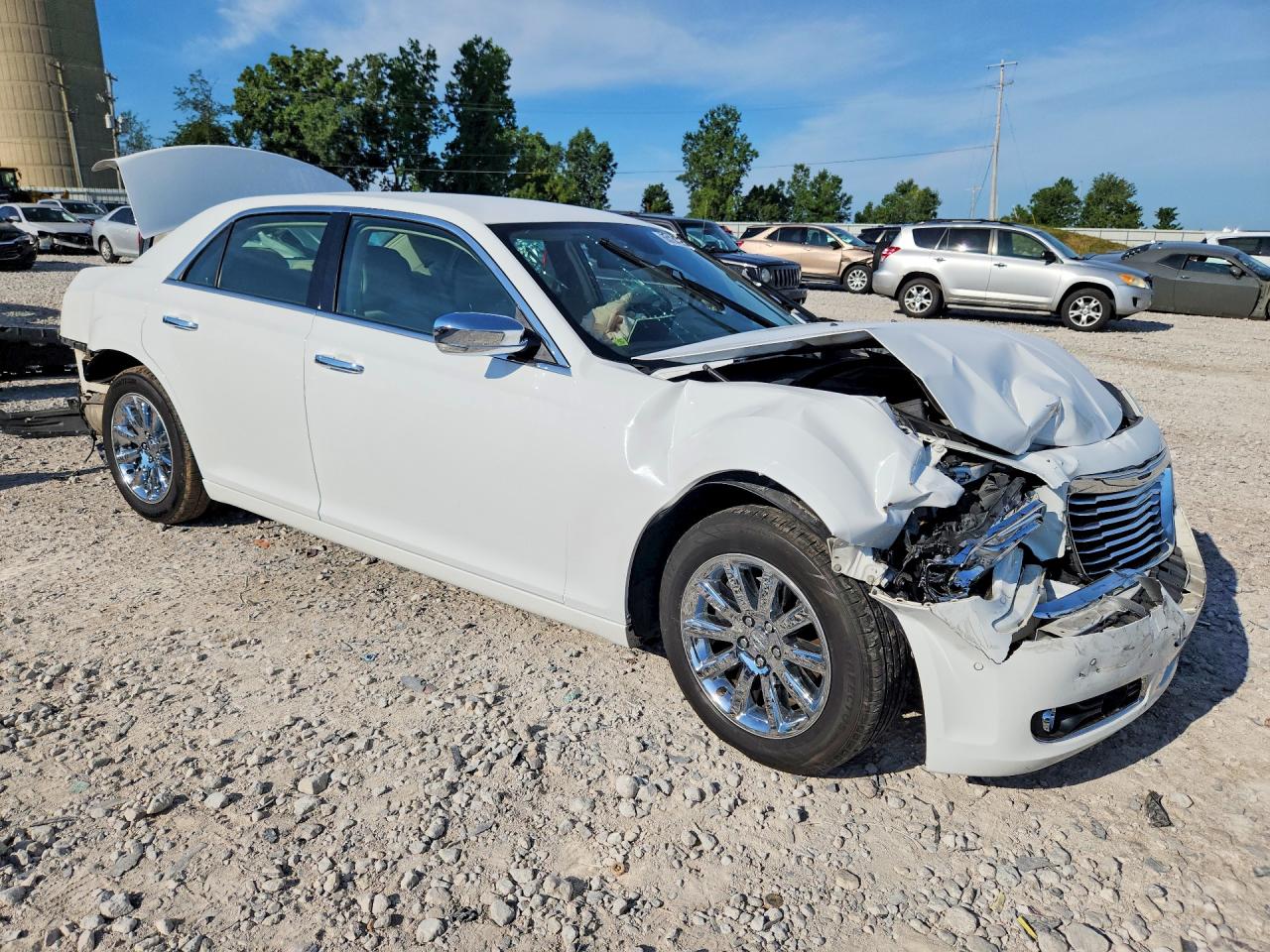 2014 Chrysler 300c White vin: 2C3CCAEG3EH379048