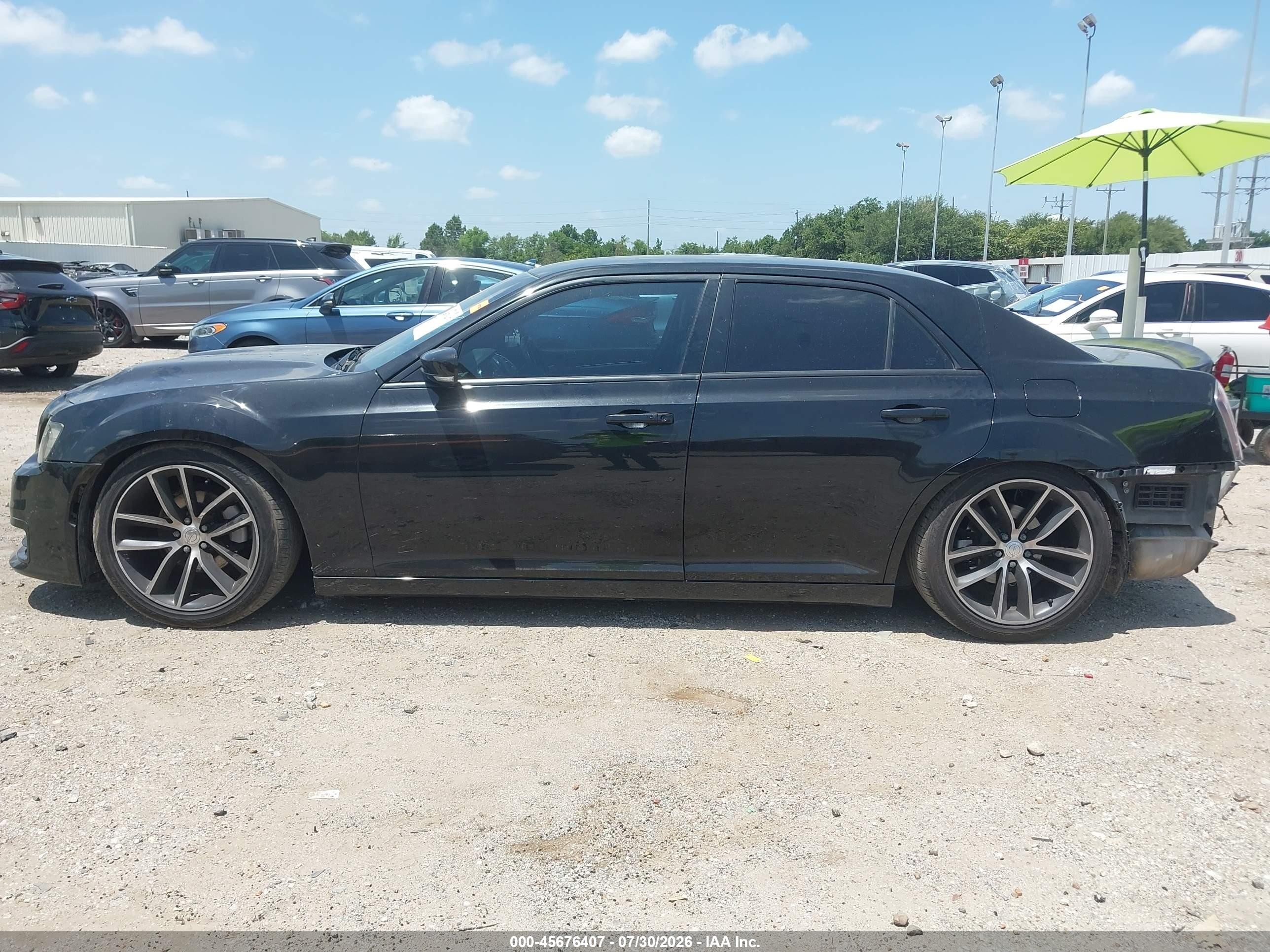 2014 Chrysler 300c   Black vin: 2C3CCAEG3EH380717