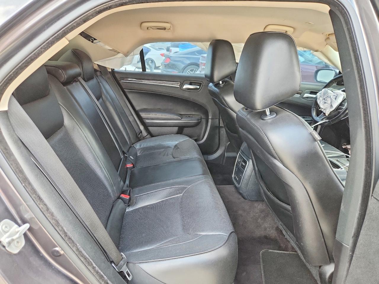 2018 Chrysler 300 Limited Gray vin: 2C3CCAEG3JH123390