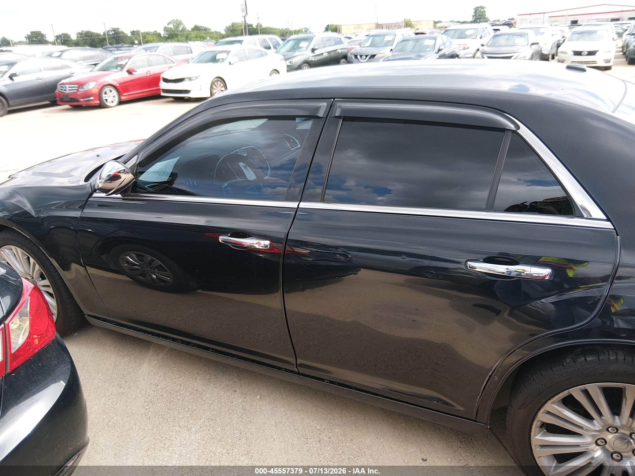 2014 Chrysler 300c   Black vin: 2C3CCAEG5EH214263