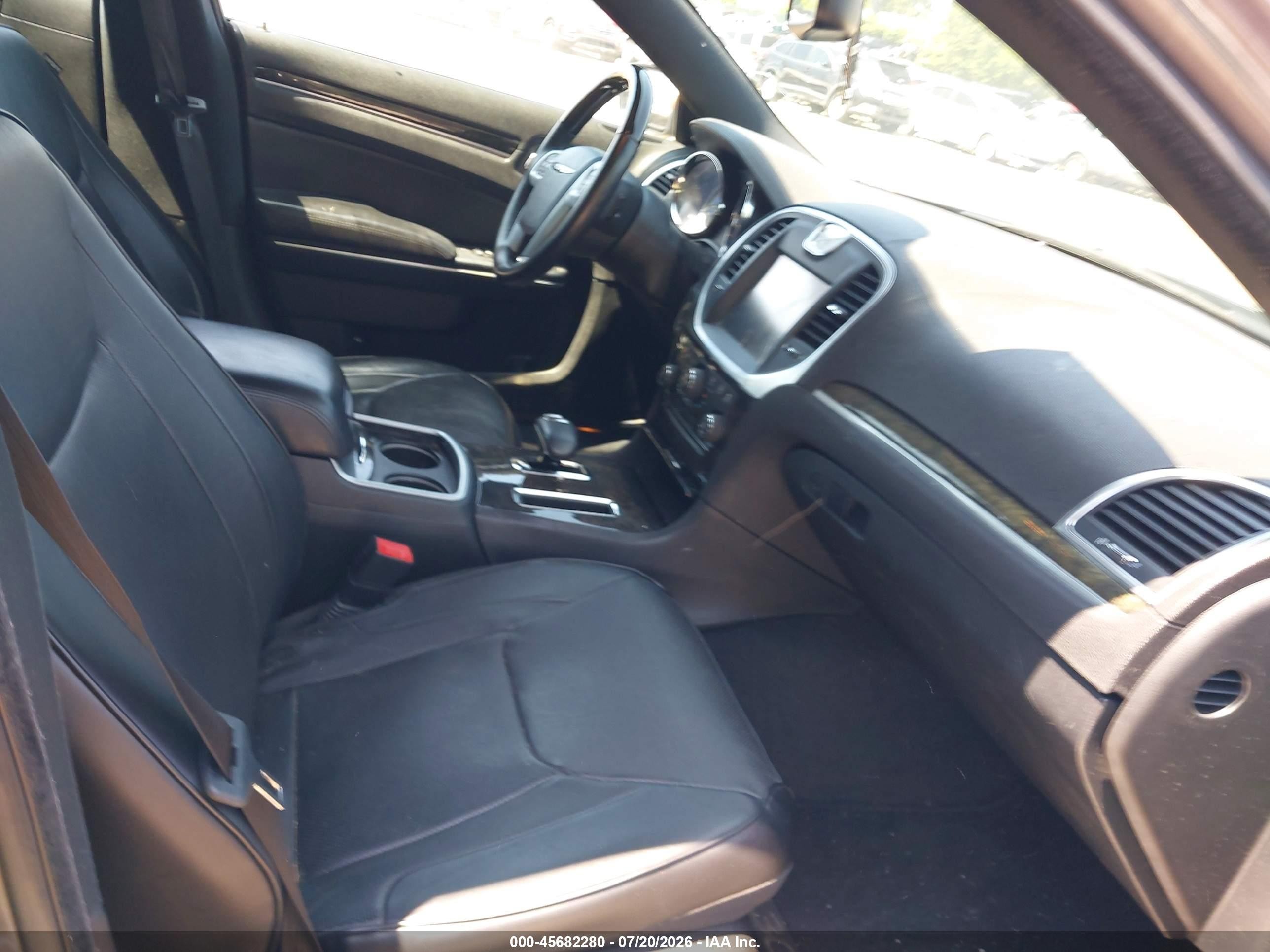 2014 Chrysler 300c   Brown vin: 2C3CCAEG5EH301807