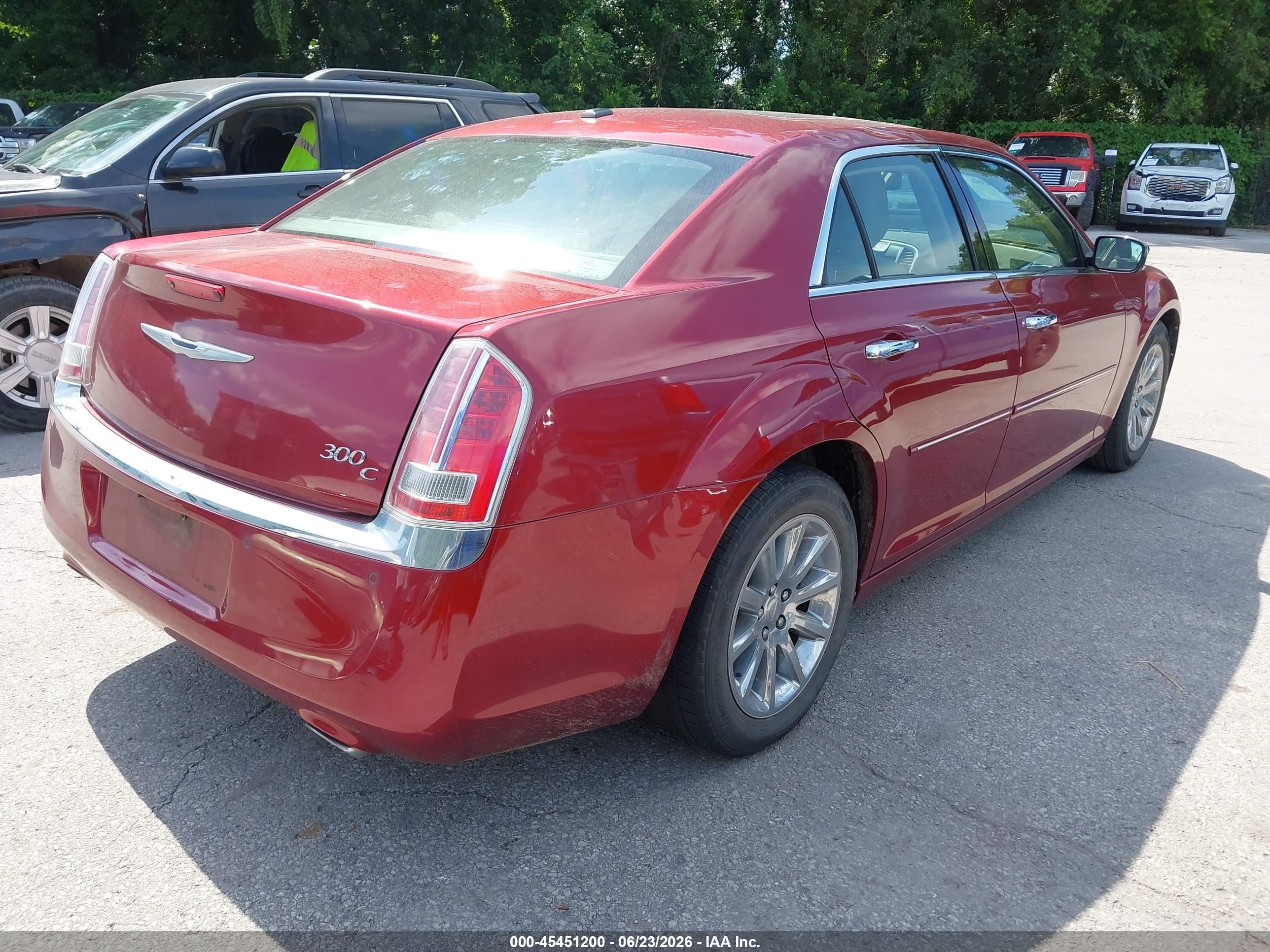 2014 Chrysler 300c   Красный vin: 2C3CCAEG5EH308580