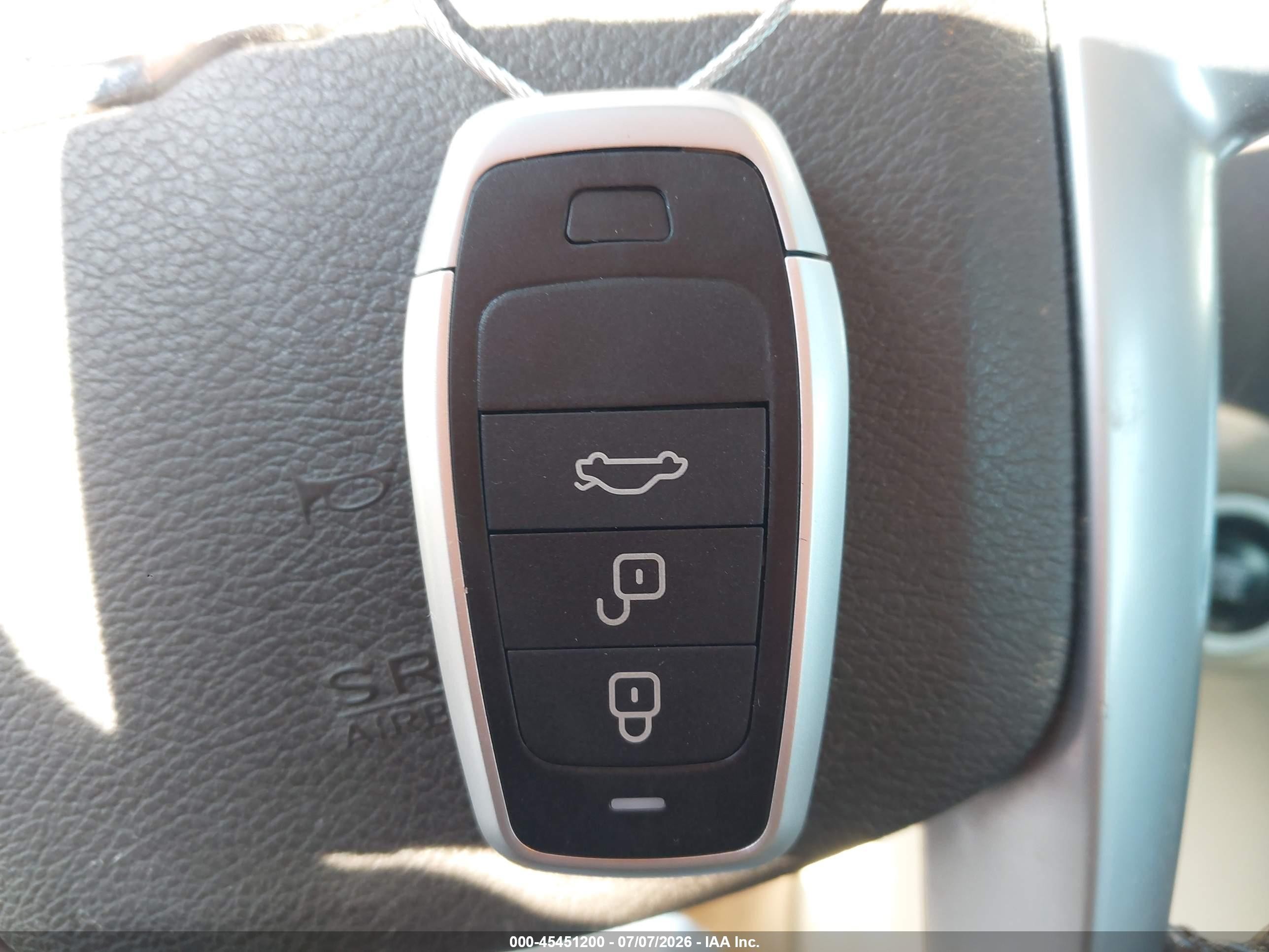 2014 Chrysler 300c   Красный vin: 2C3CCAEG5EH308580