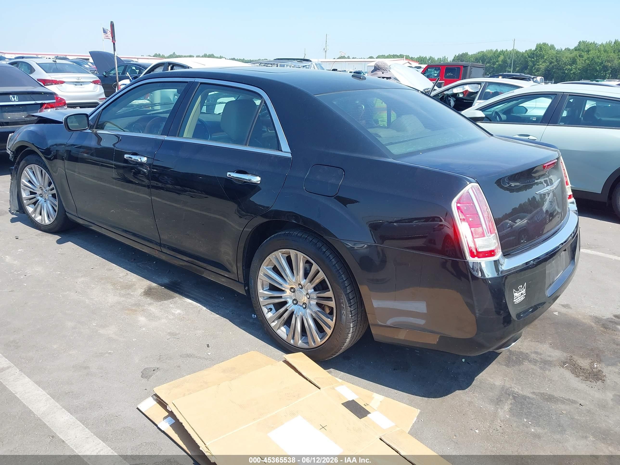 2014 Chrysler 300c   Black vin: 2C3CCAEG6EH230987