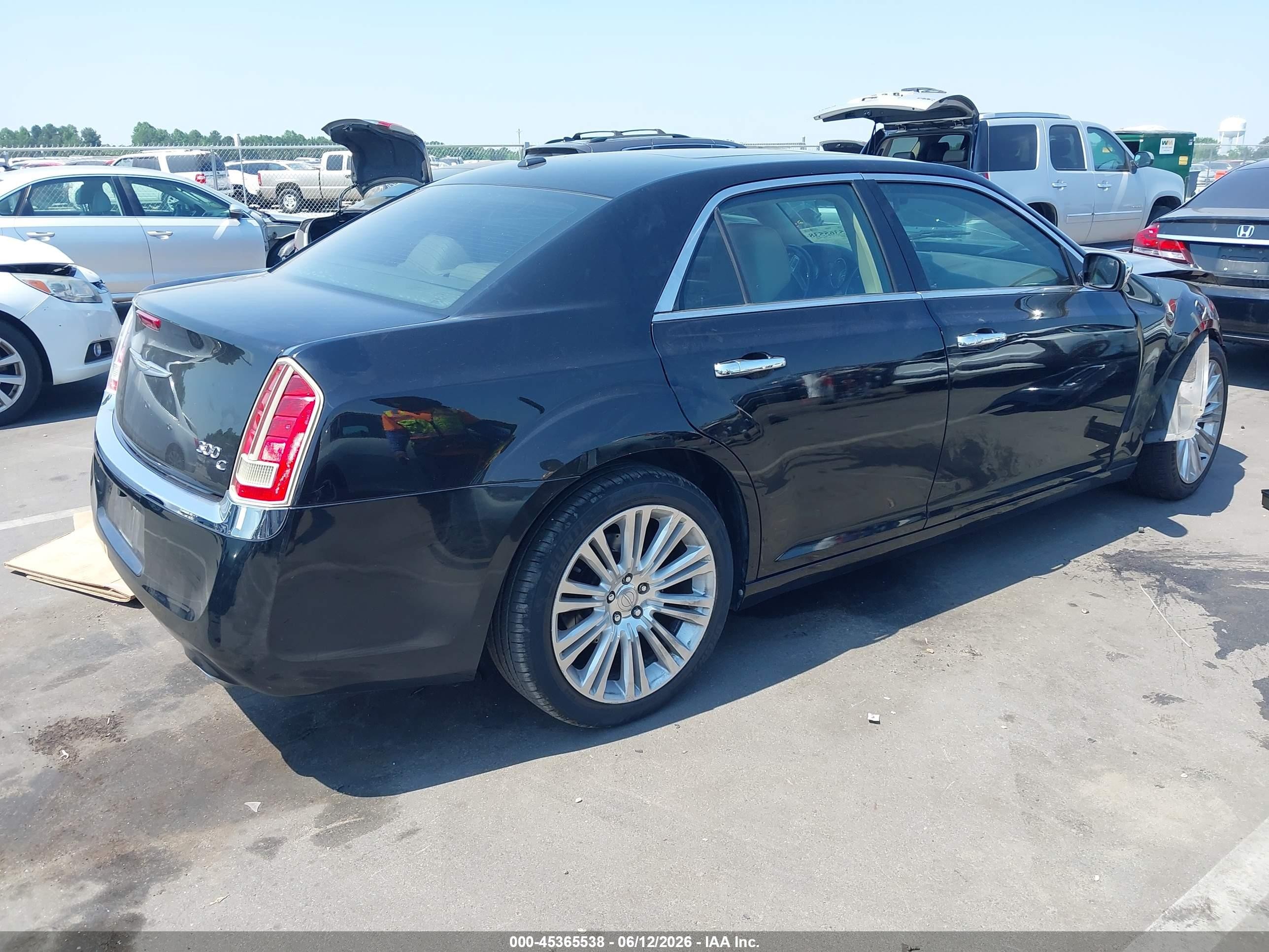 2014 Chrysler 300c   Black vin: 2C3CCAEG6EH230987