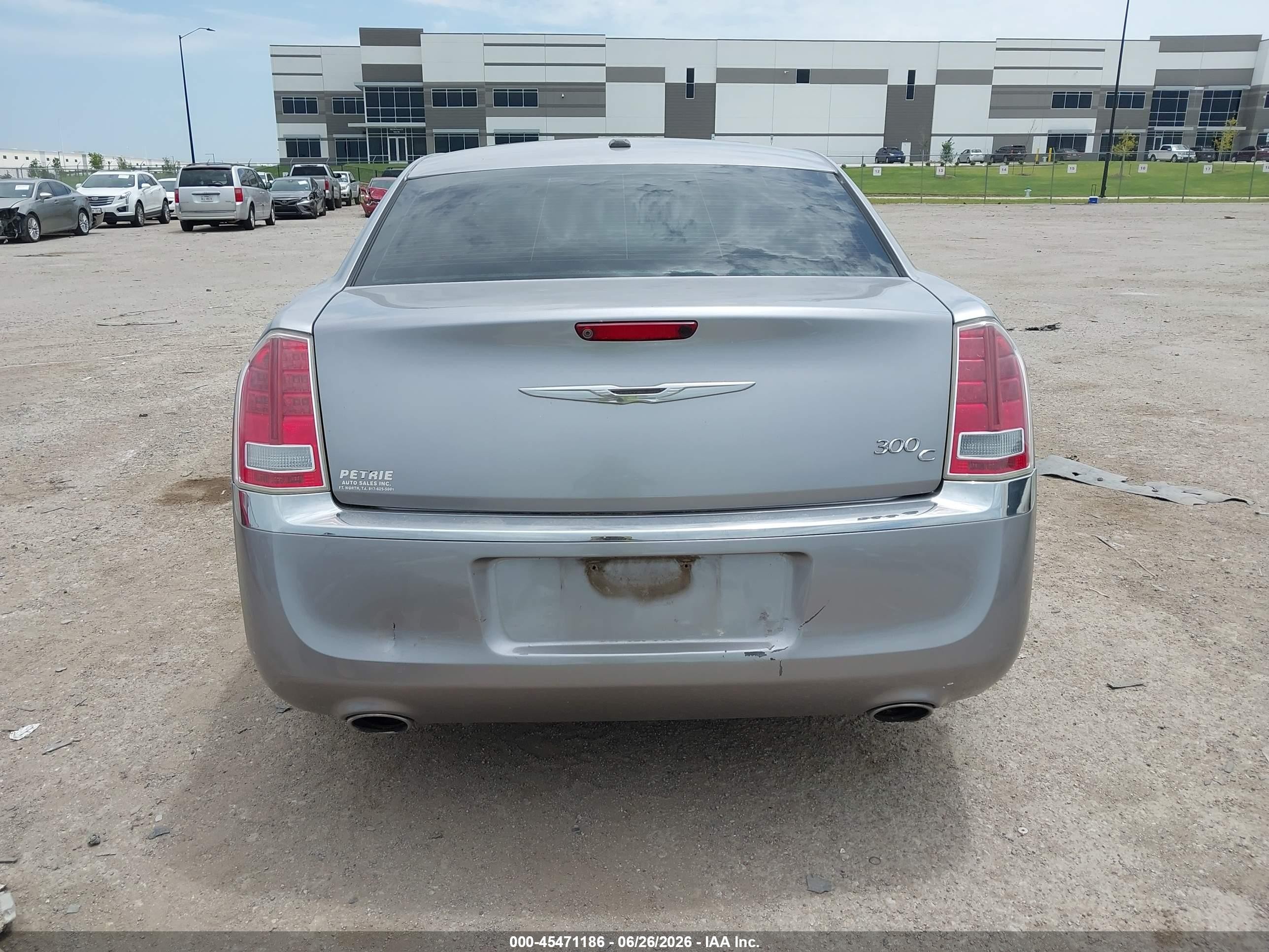 2013 Chrysler 300c   Silver vin: 2C3CCAEG7DH660798