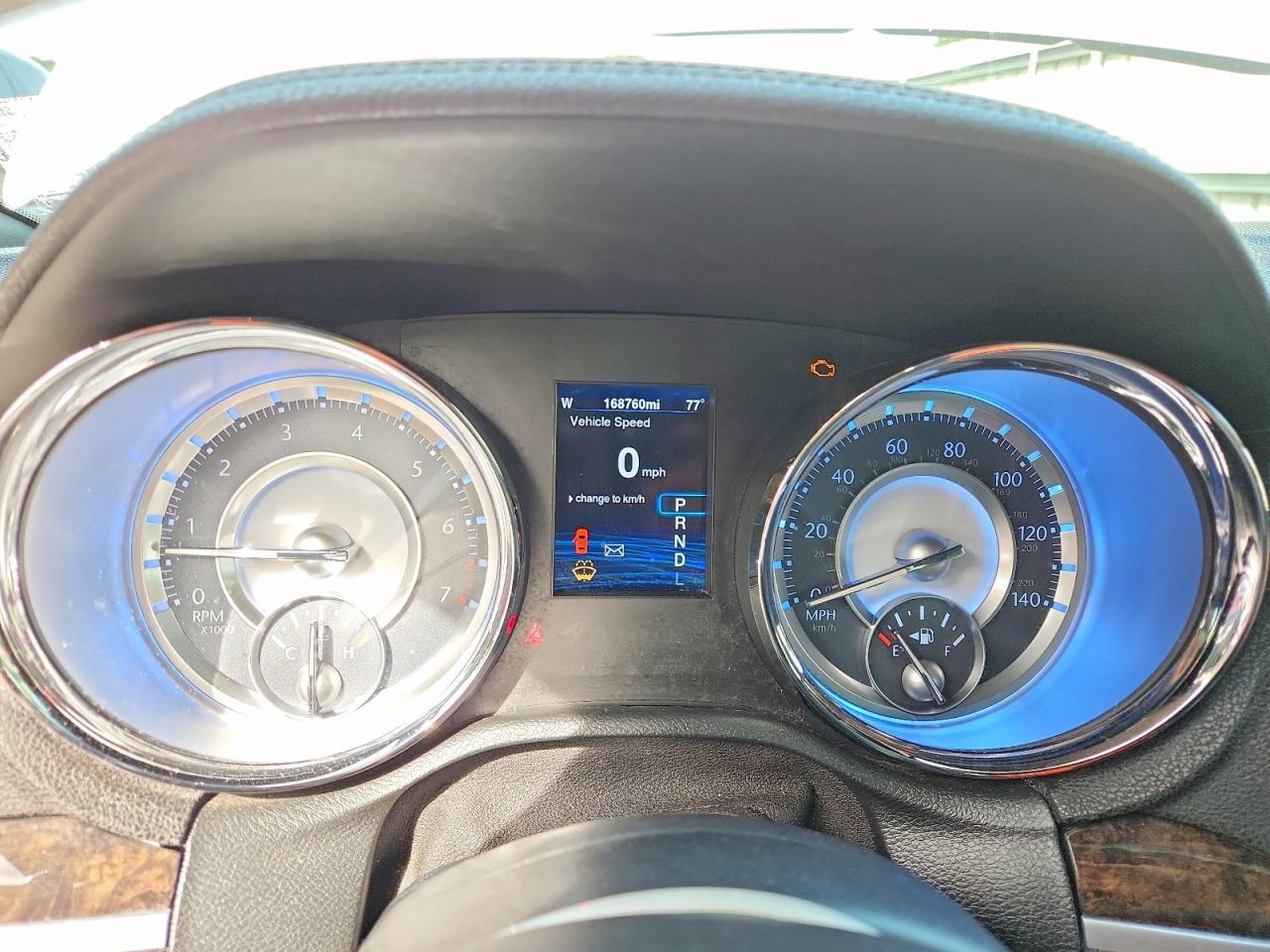 2014 Chrysler 300c Белый vin: 2C3CCAEG7EH148220