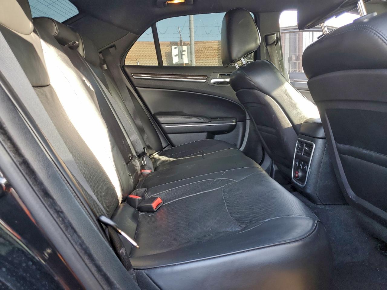 2013 Chrysler 300c Черный vin: 2C3CCAEG8DH520338