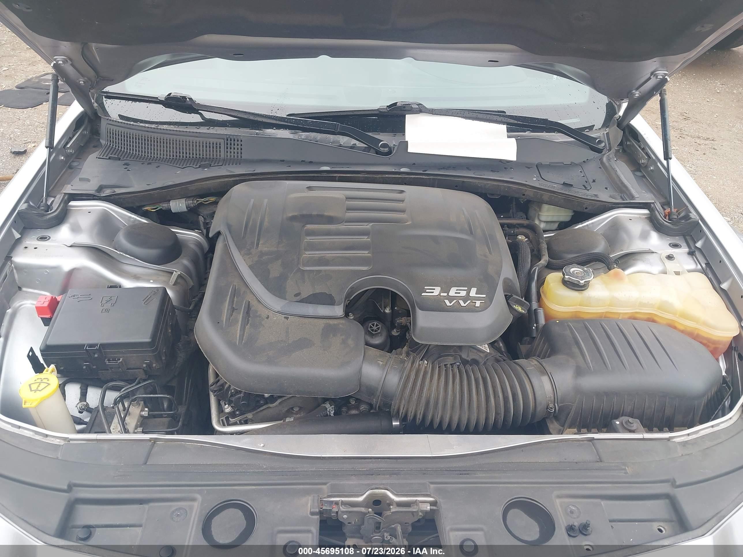 2014 Chrysler 300c   Gray vin: 2C3CCAEG8EH230991