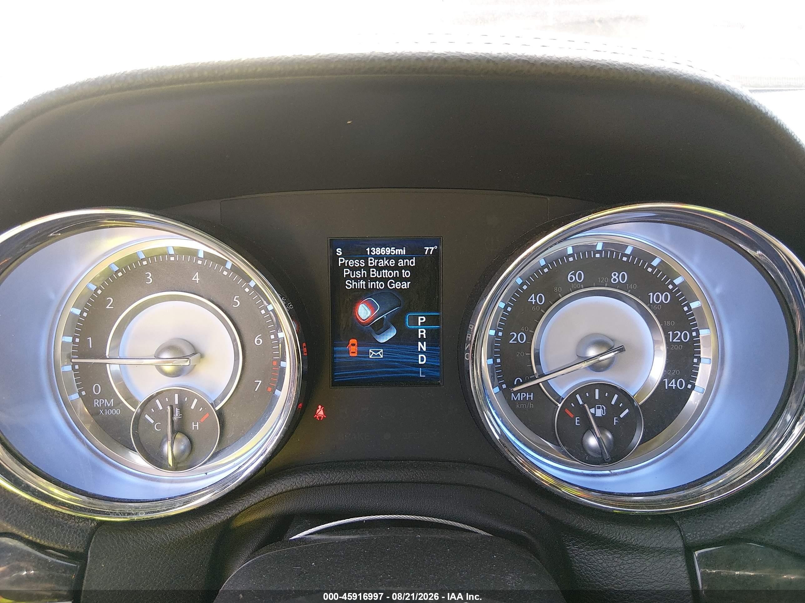 2013 Chrysler 300c   White vin: 2C3CCAEG9DH527945