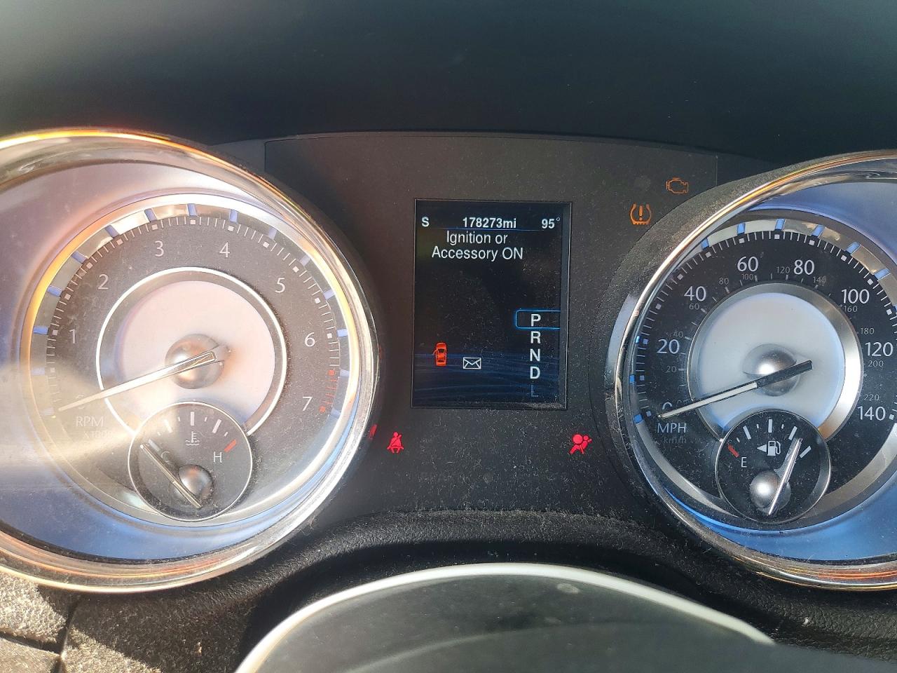 2013 Chrysler 300c Turquoise vin: 2C3CCAEG9DH613238