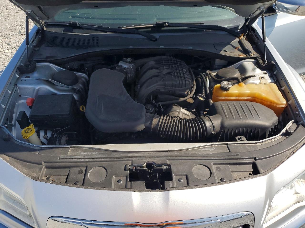 2013 Chrysler 300c Turquoise vin: 2C3CCAEG9DH613238