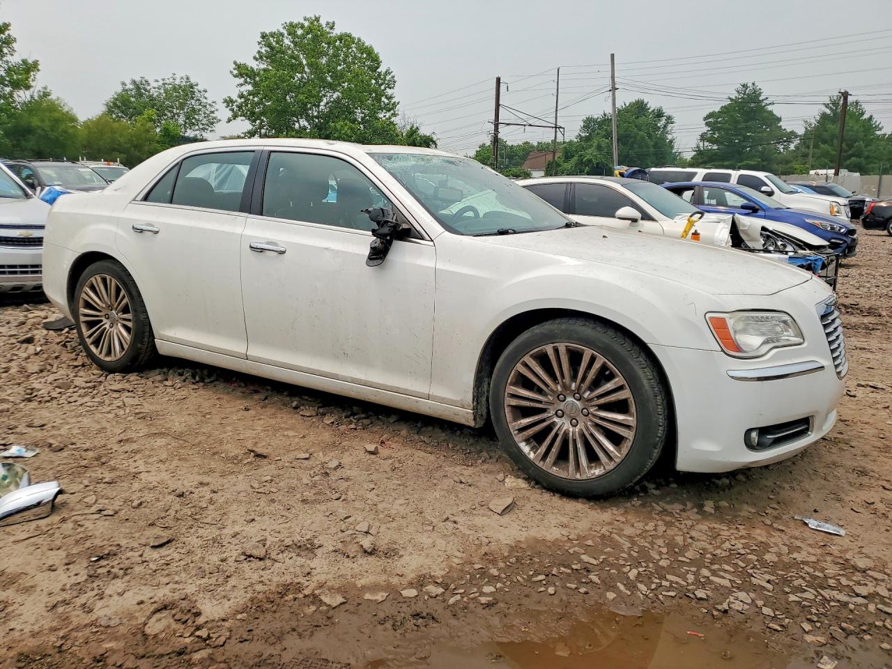2014 Chrysler 300c White vin: 2C3CCAEG9EH321140