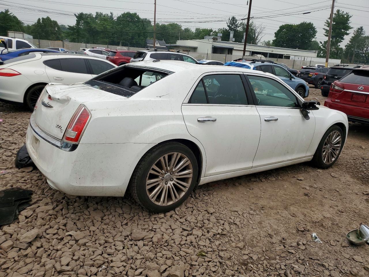 2014 Chrysler 300c White vin: 2C3CCAEG9EH321140
