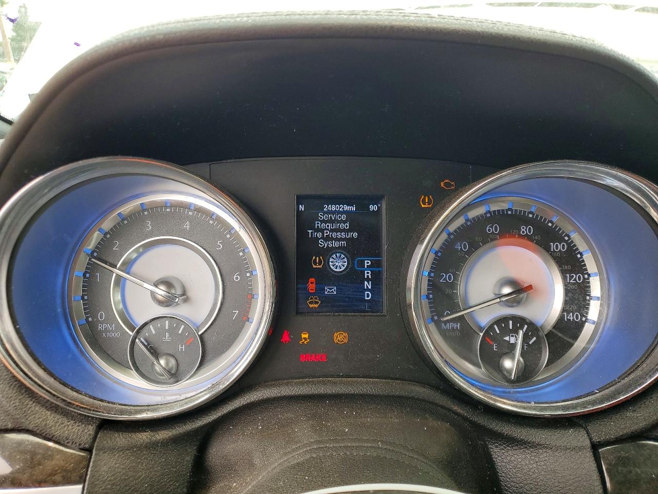 2014 Chrysler 300c White vin: 2C3CCAEG9EH321140