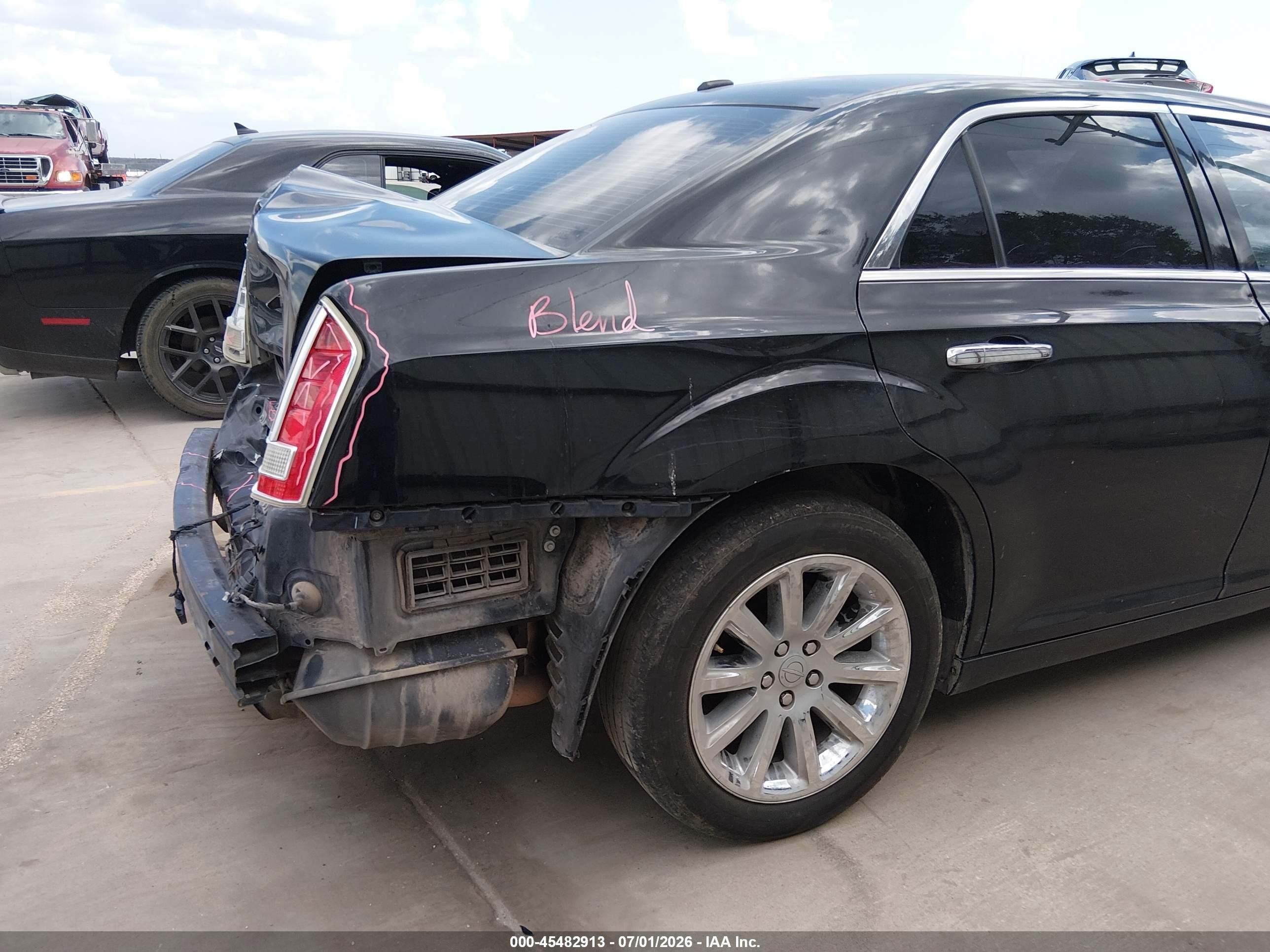 2014 Chrysler 300c   Black vin: 2C3CCAEG9EH379751