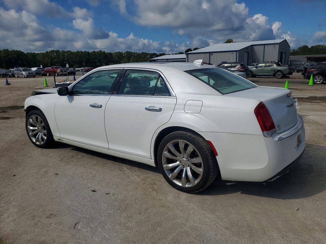 2015 Chrysler 300c Silver vin: 2C3CCAEG9FH781156