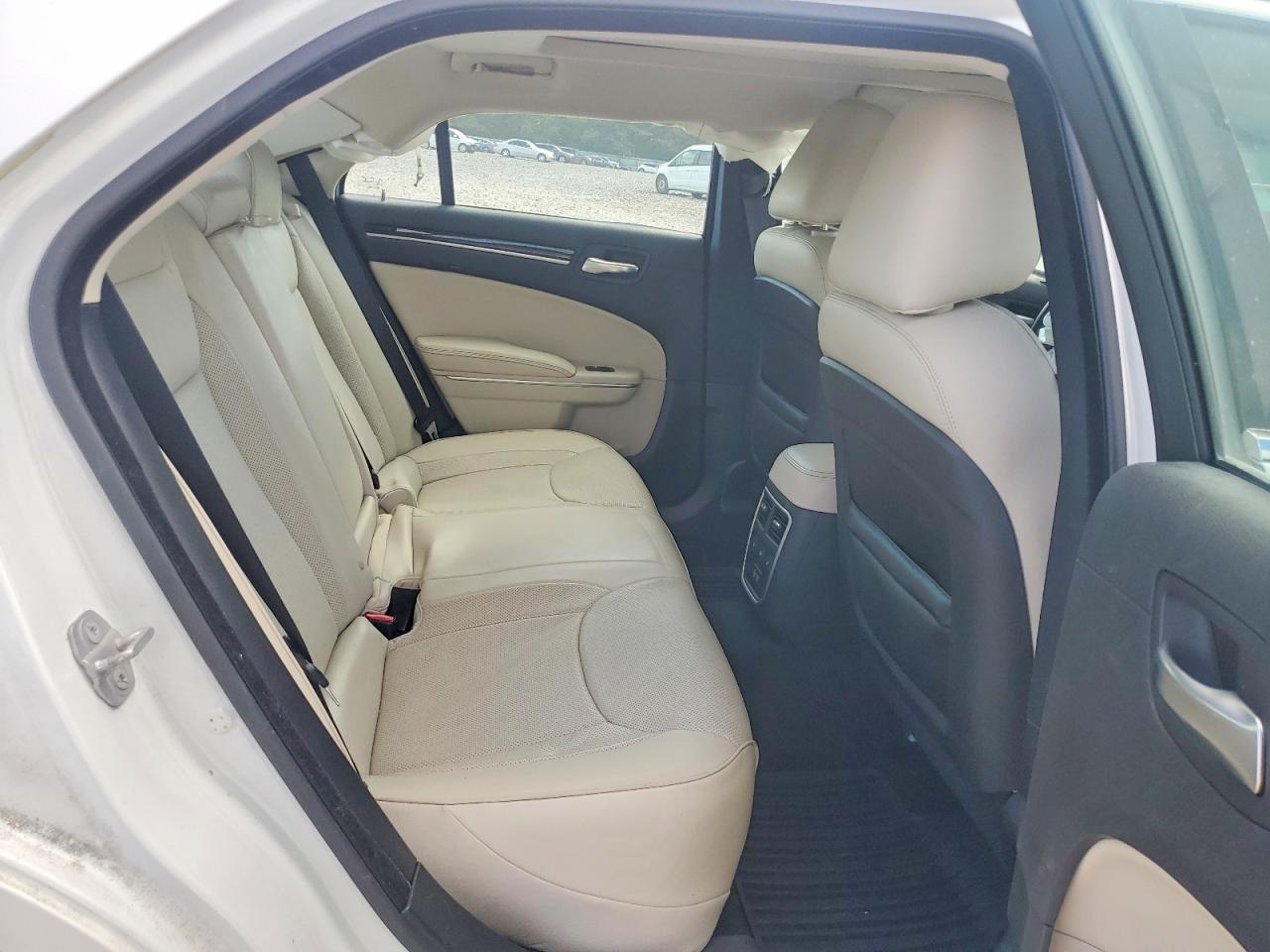 2015 Chrysler 300c Silver vin: 2C3CCAEG9FH781156