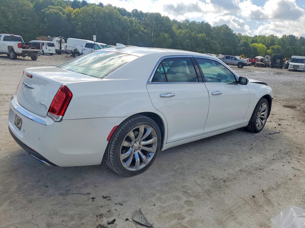 2015 Chrysler 300c Silver vin: 2C3CCAEG9FH781156