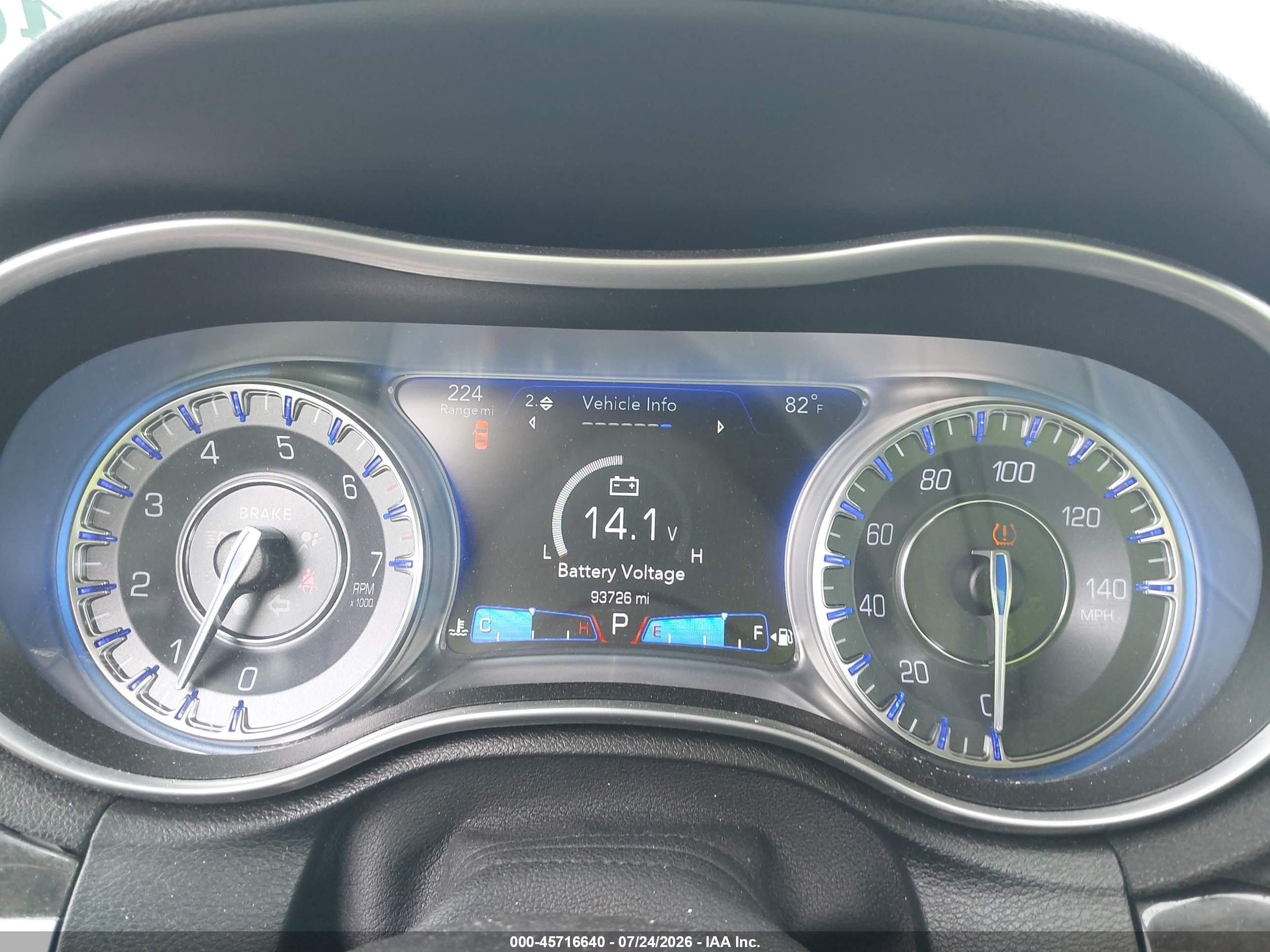 2017 Chrysler 300c Серебряный vin: 2C3CCAEG9HH570493