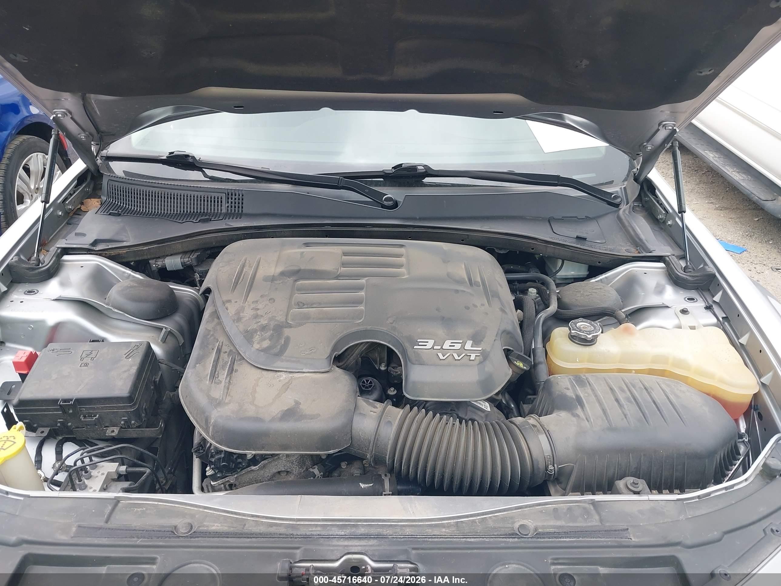 2017 Chrysler 300c Серебряный vin: 2C3CCAEG9HH570493