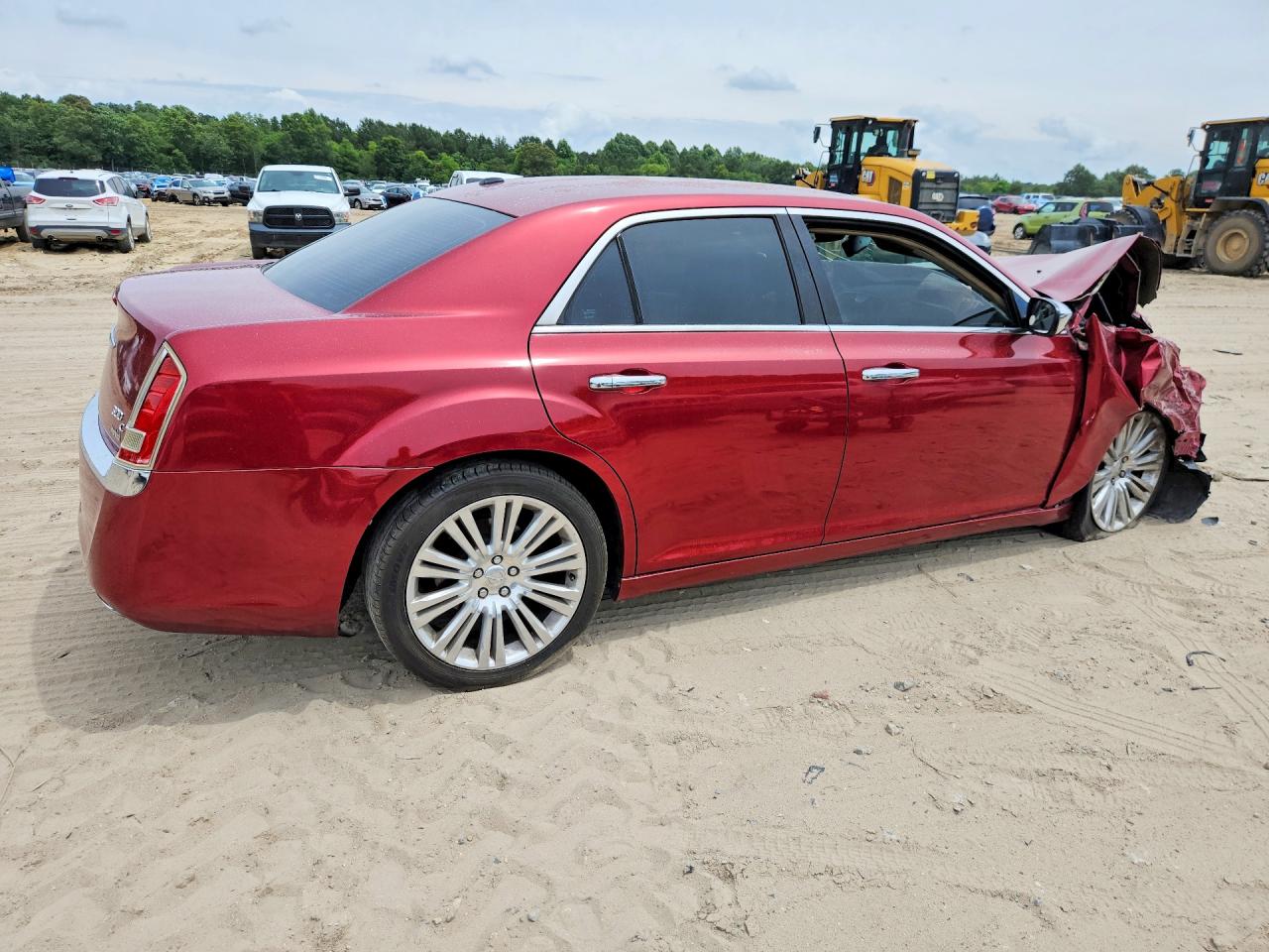 2014 Chrysler 300c Красный vin: 2C3CCAEGXEH145280