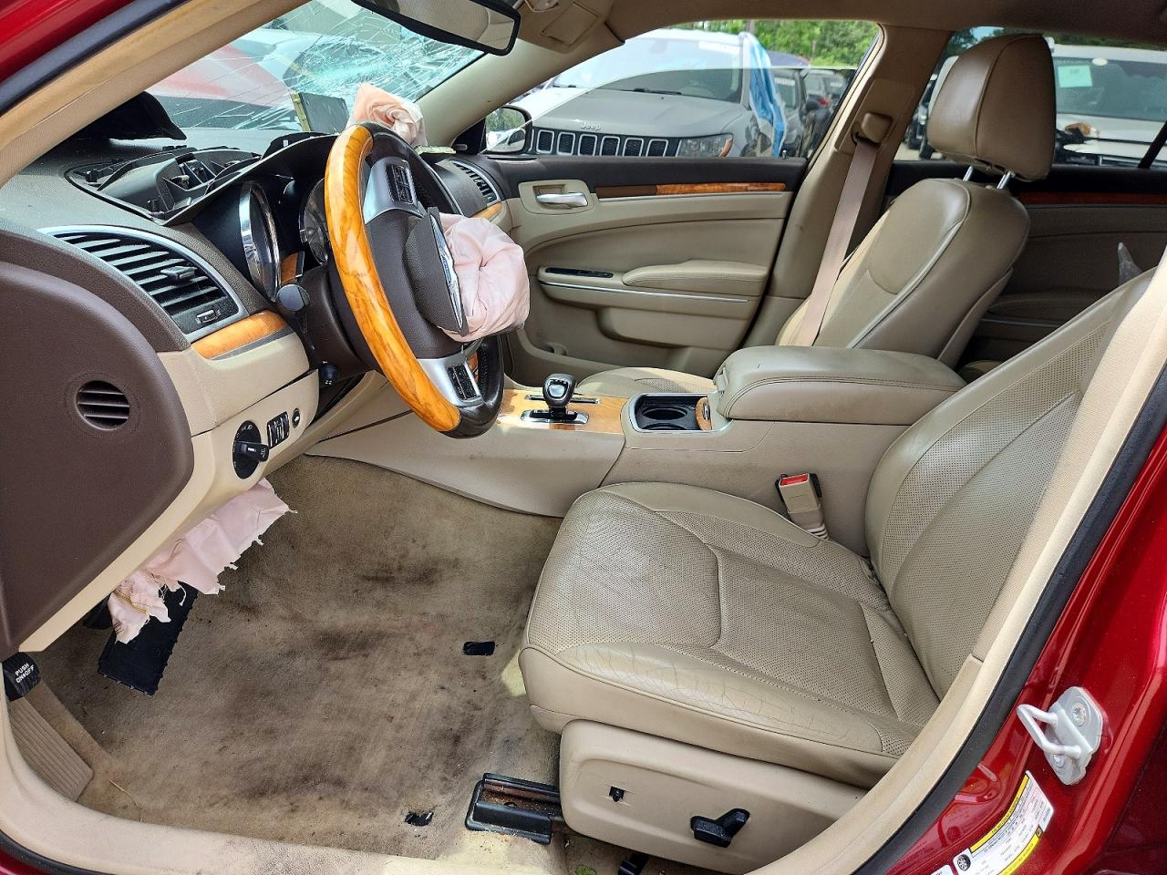 2014 Chrysler 300c Красный vin: 2C3CCAEGXEH145280