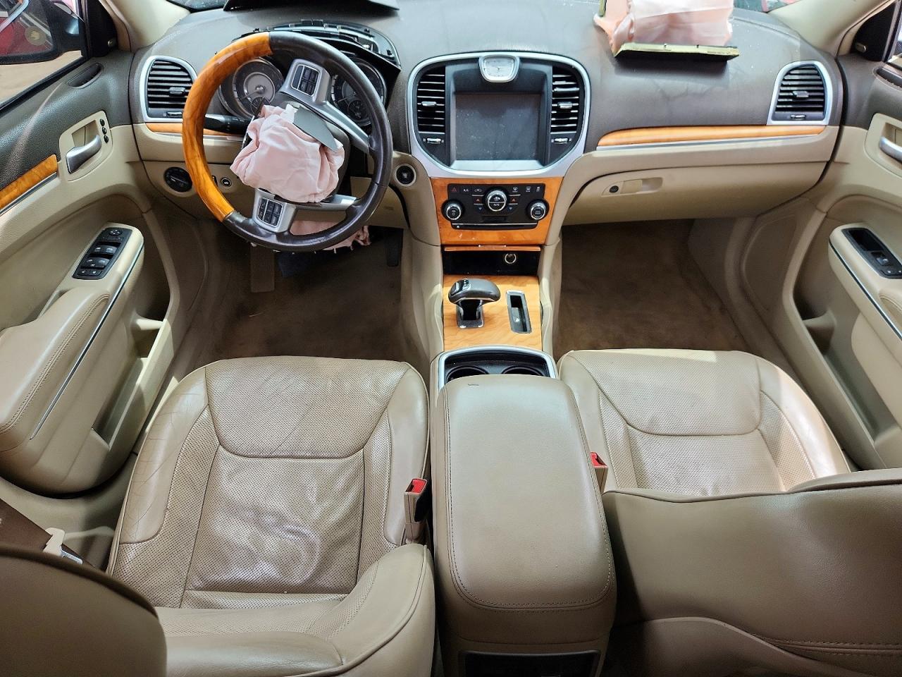 2014 Chrysler 300c Красный vin: 2C3CCAEGXEH145280