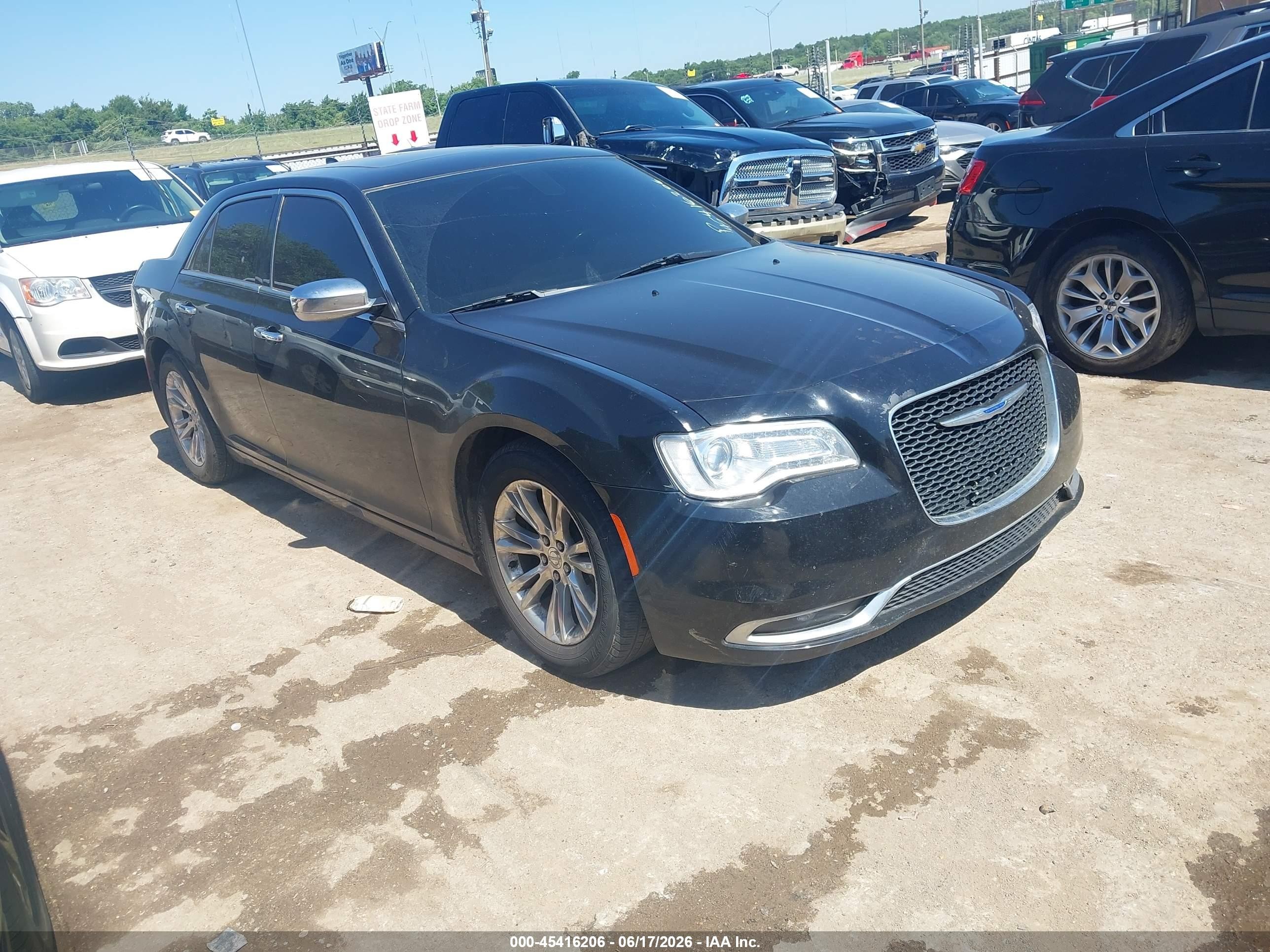 2015 Chrysler 300c   Black vin: 2C3CCAEGXFH779920