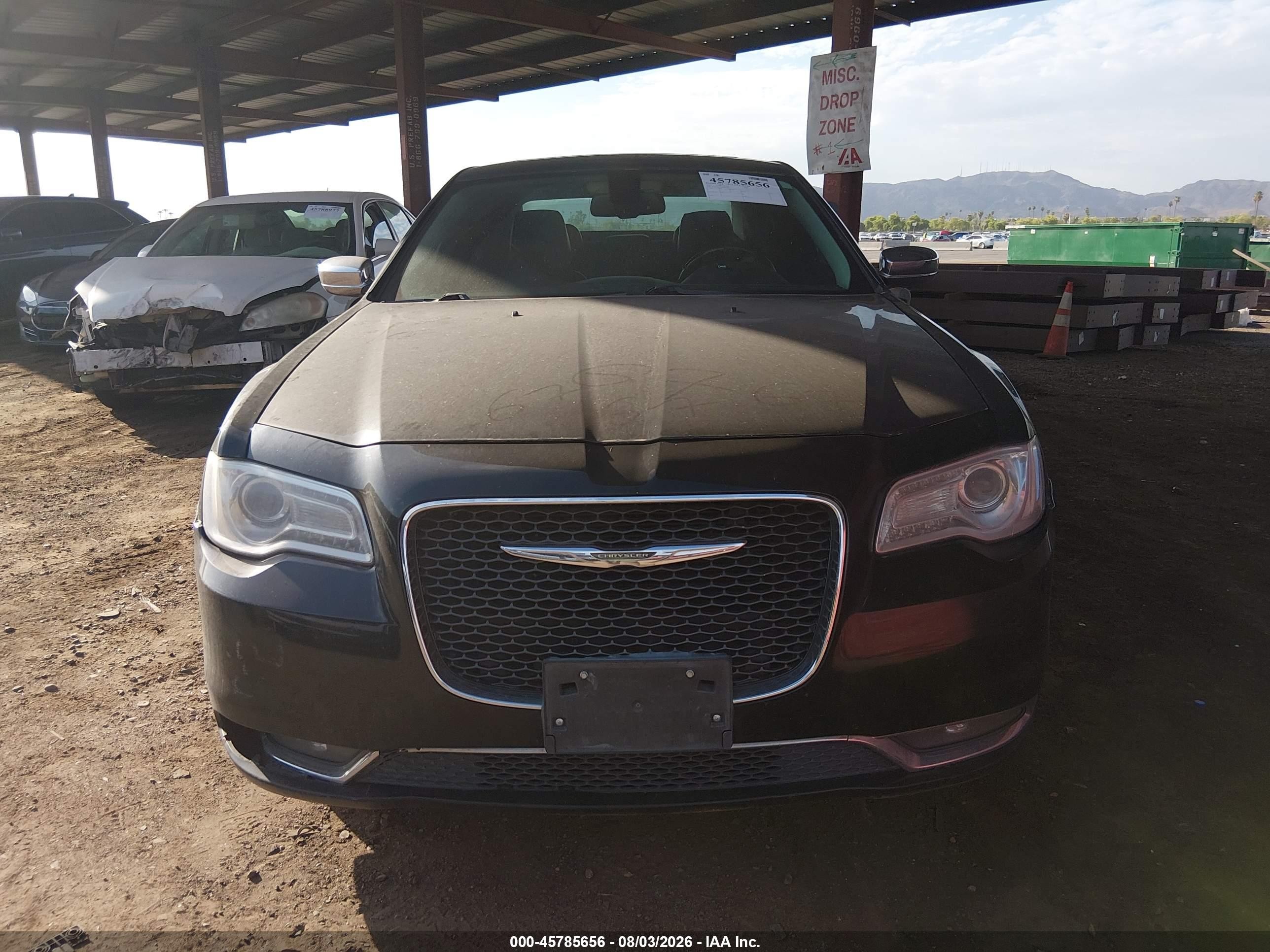 2015 Chrysler 300c   Black vin: 2C3CCAEGXFH807604