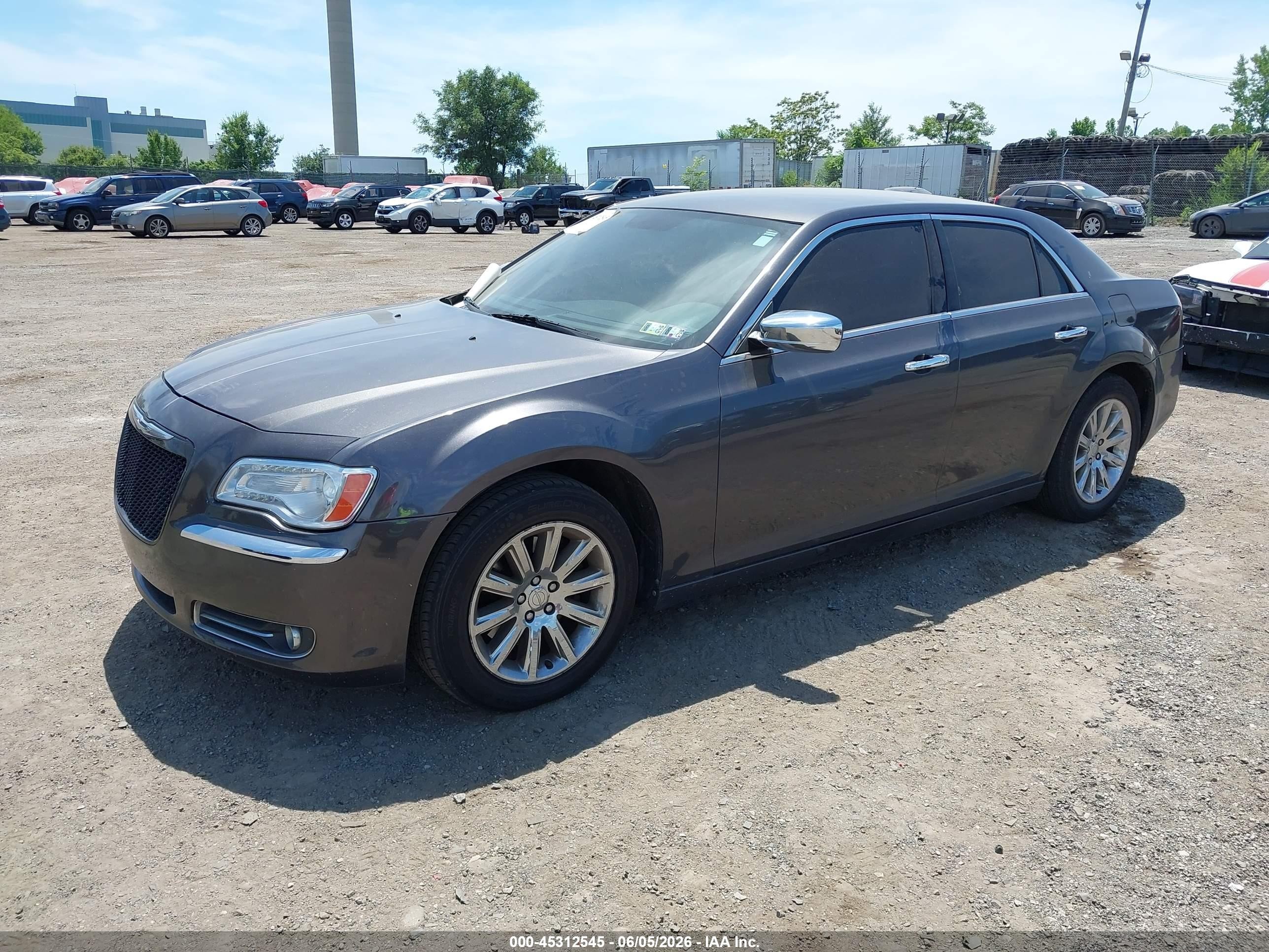 2013 Chrysler 300c   Gray vin: 2C3CCAET0DH650093