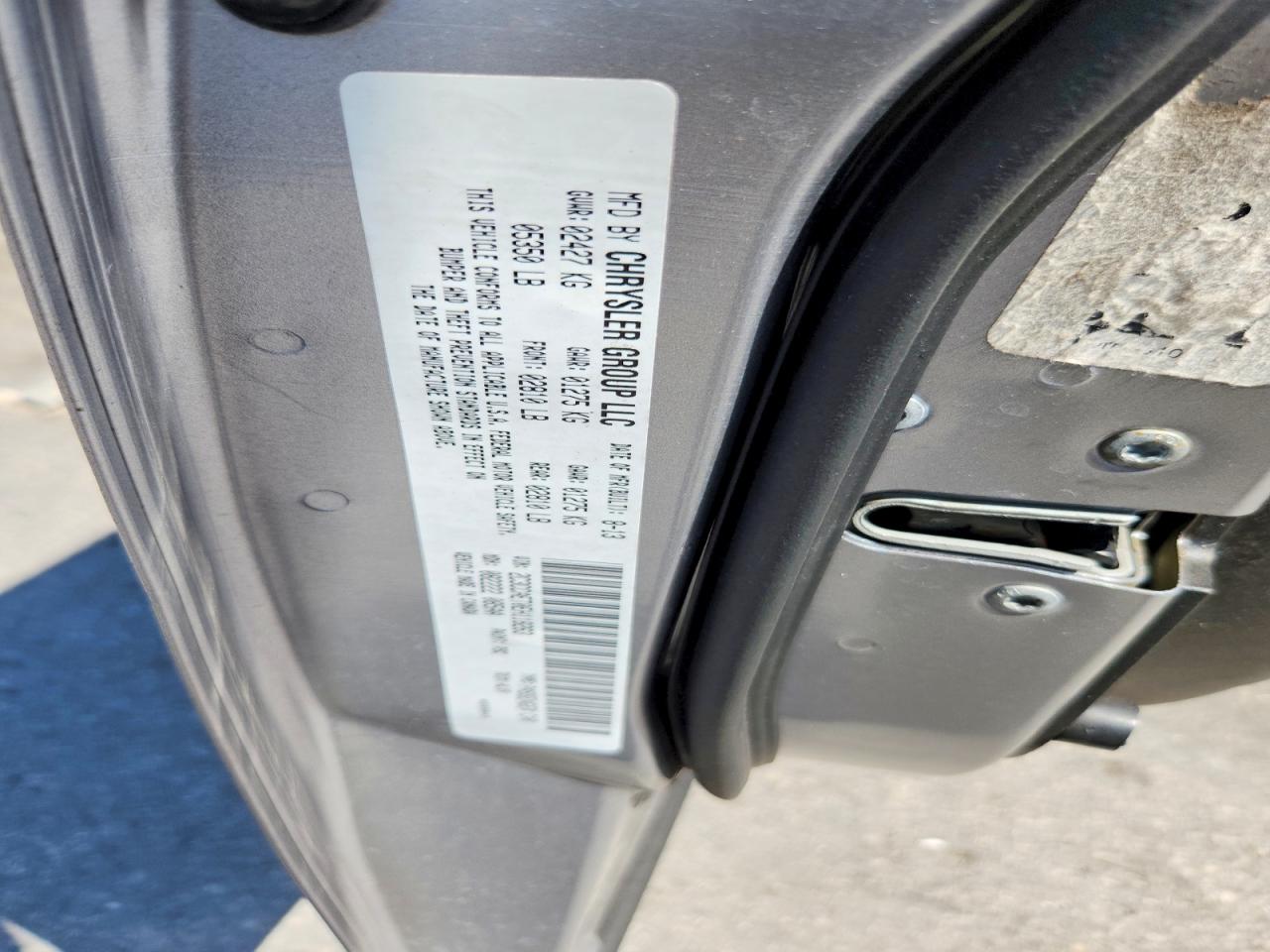 2014 Chrysler 300c Silver vin: 2C3CCAET0EH118263