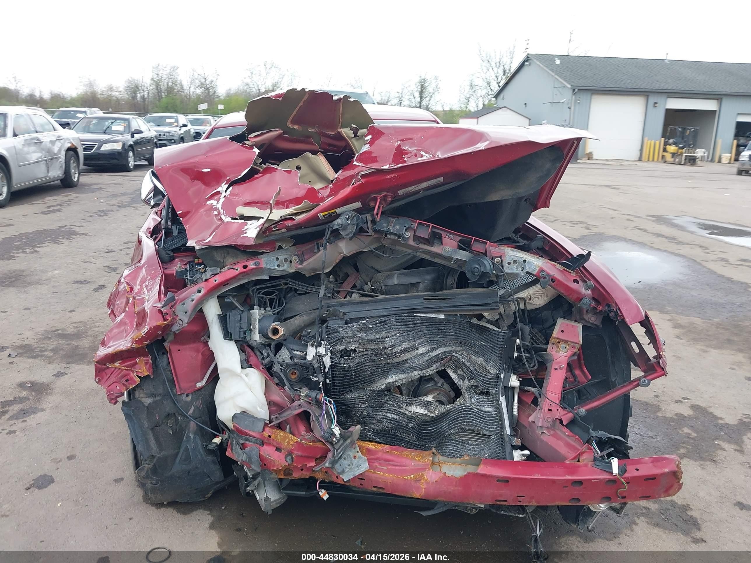 2013 Chrysler 300c   Red vin: 2C3CCAET1DH635344