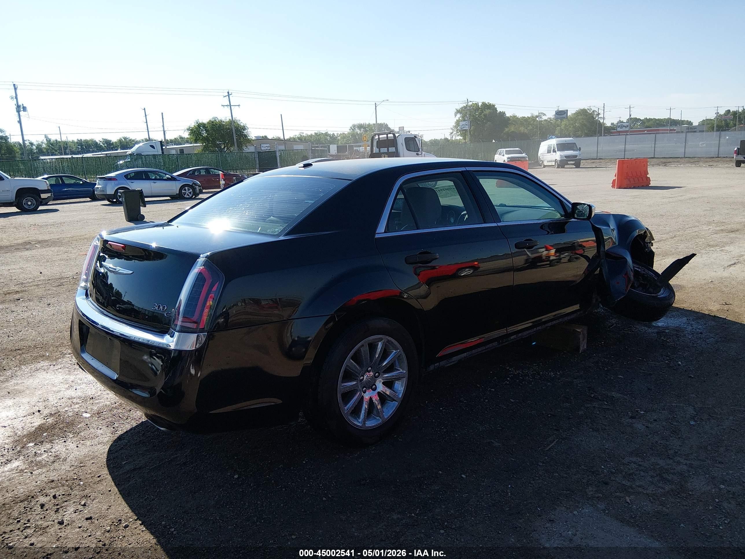 2014 Chrysler 300c   Black vin: 2C3CCAET1EH173384