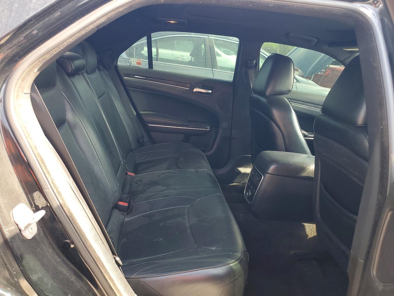 2013 Chrysler 300c Black vin: 2C3CCAET2DH731578