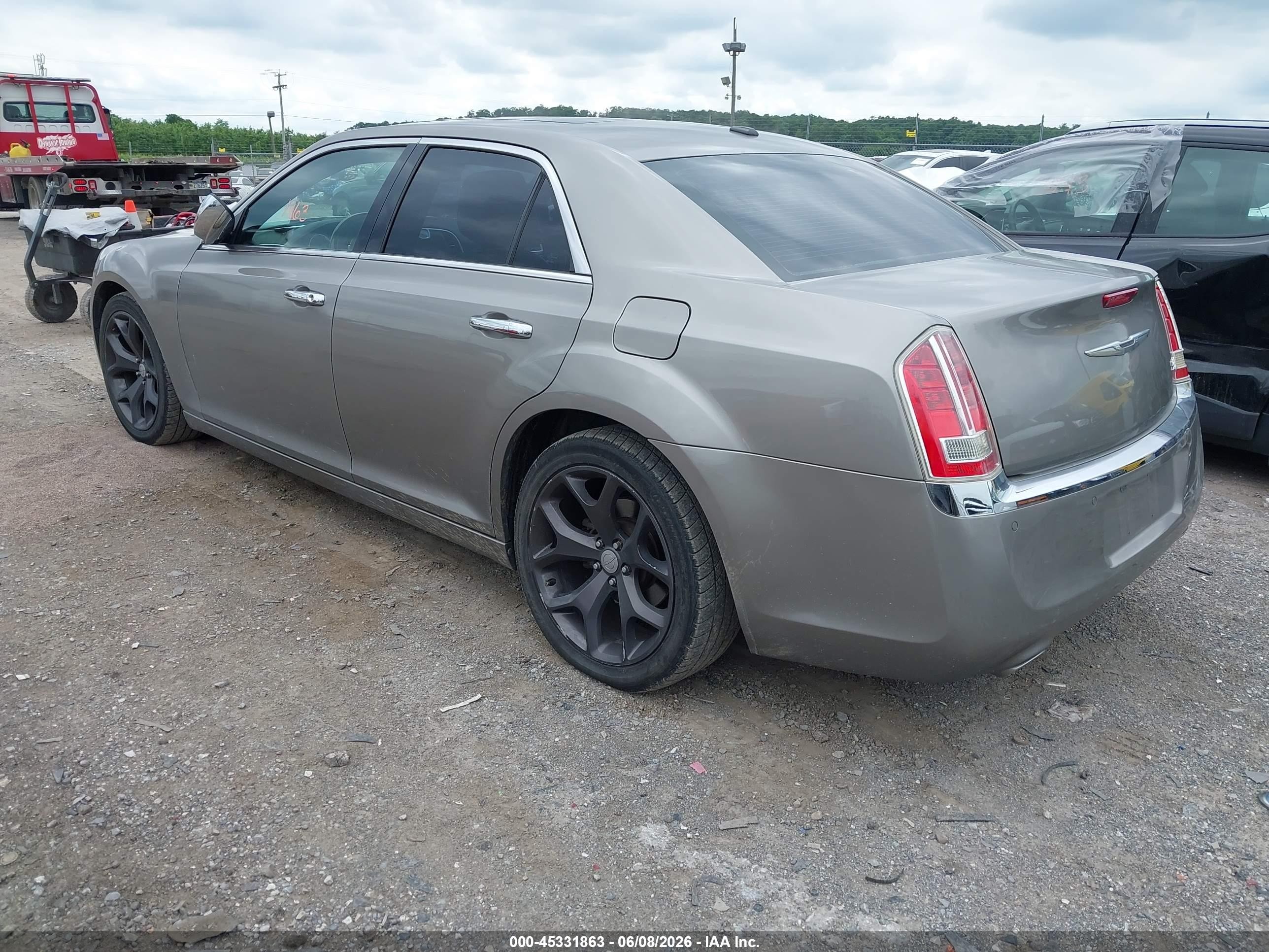 2014 Chrysler 300c   Серебряный vin: 2C3CCAET2EH160269