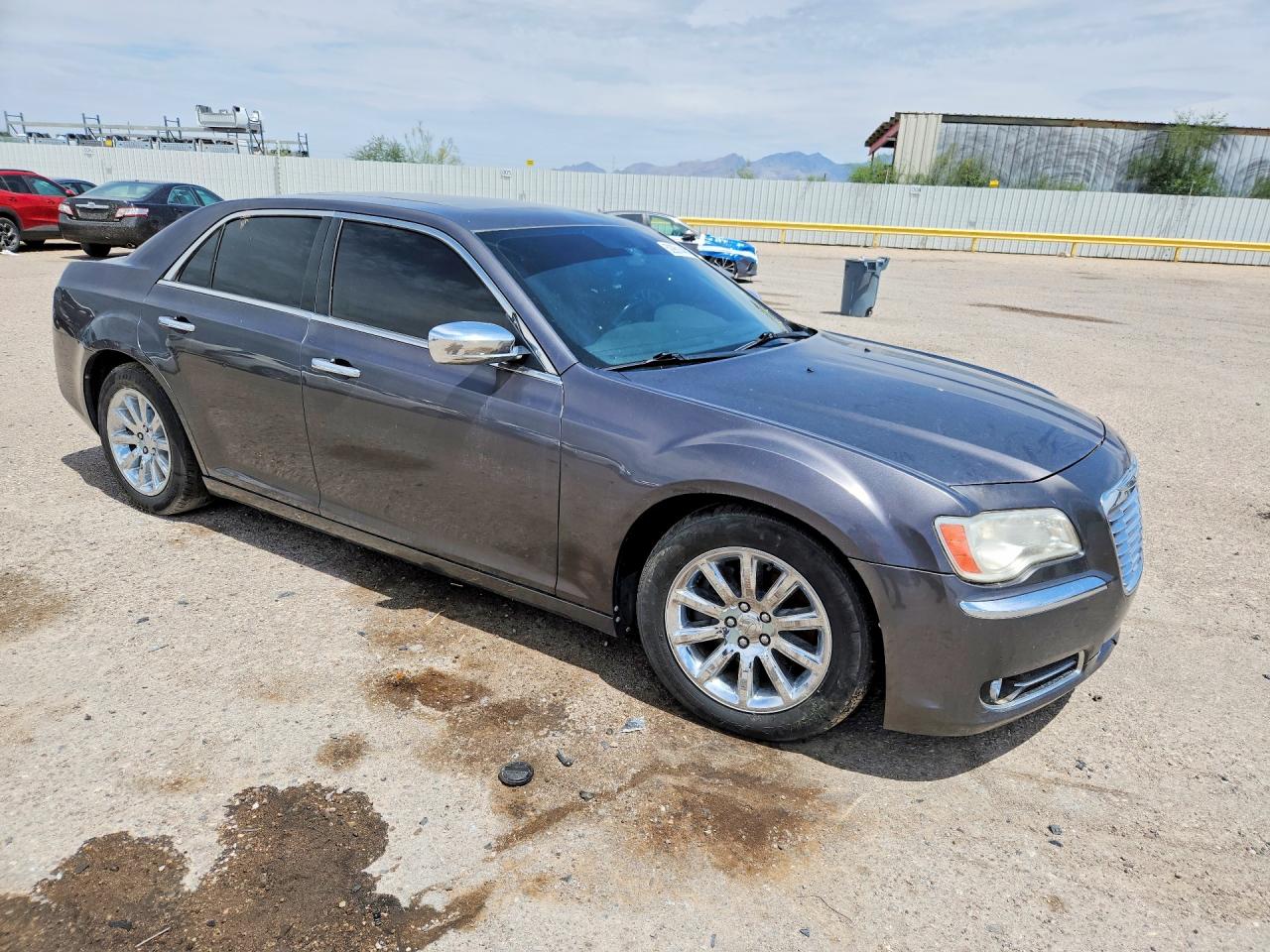 2014 Chrysler 300c Charcoal vin: 2C3CCAET3EH105040