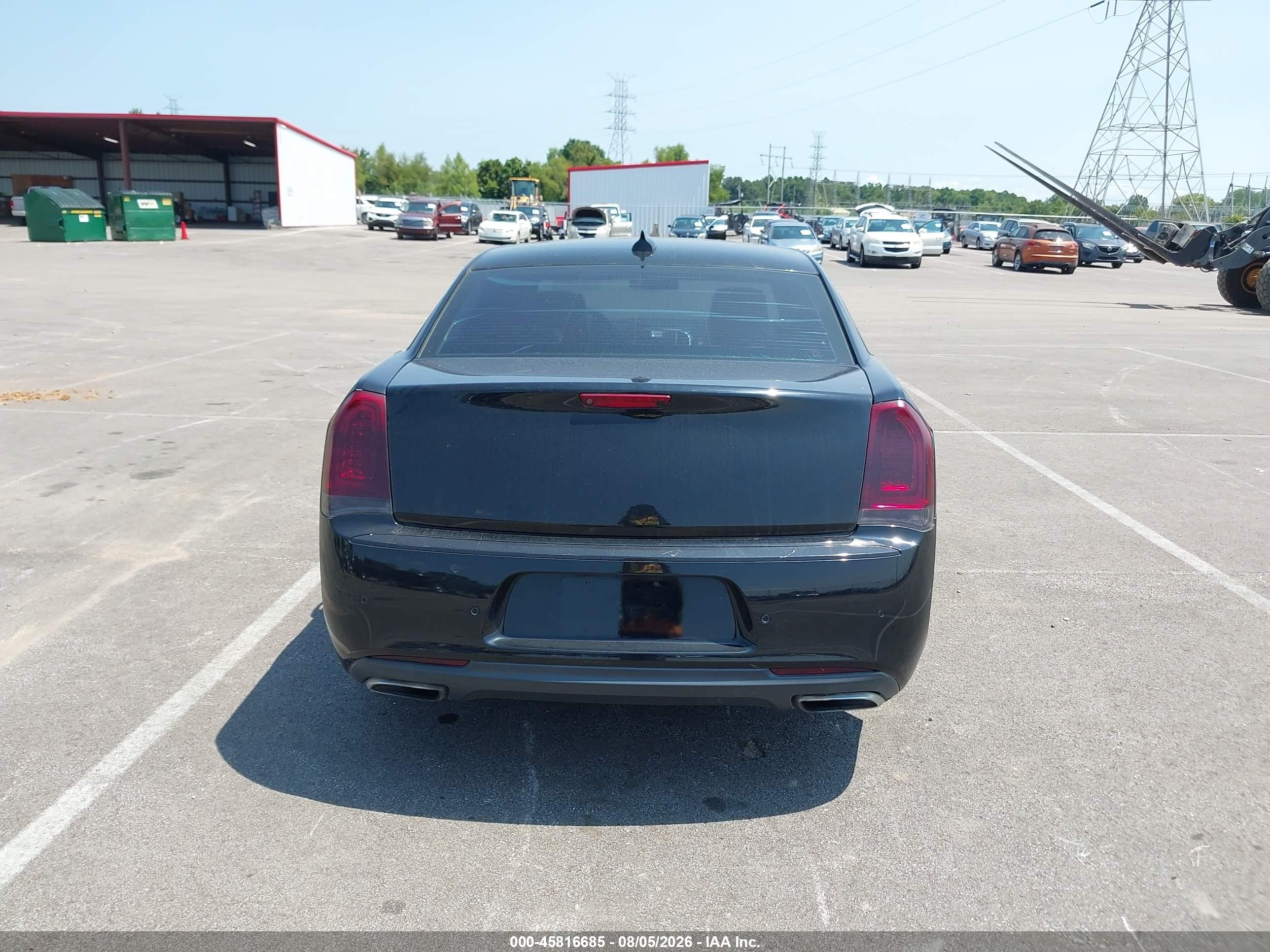 2015 Chrysler 300c   Black vin: 2C3CCAET3FH922171