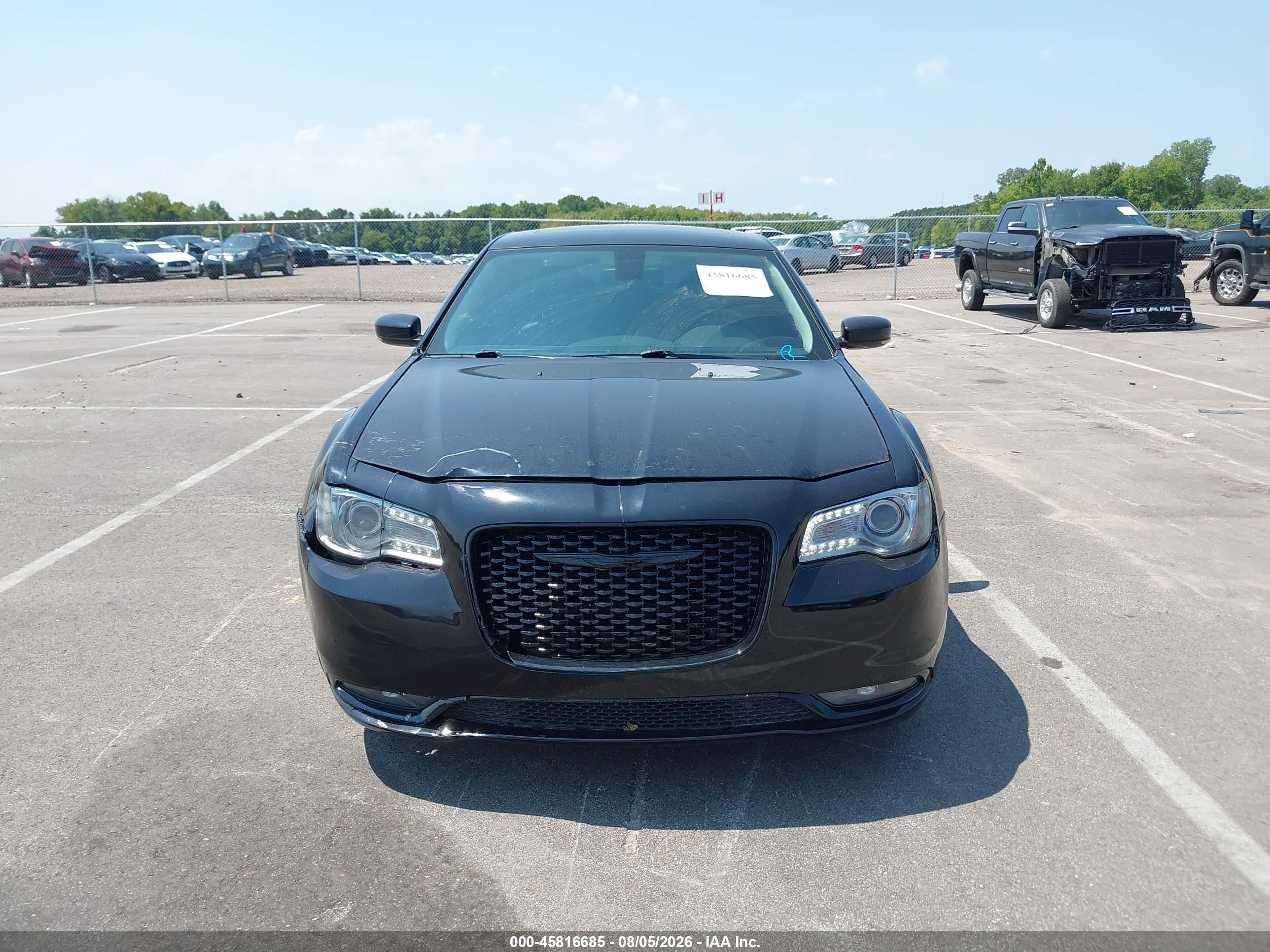 2015 Chrysler 300c   Black vin: 2C3CCAET3FH922171