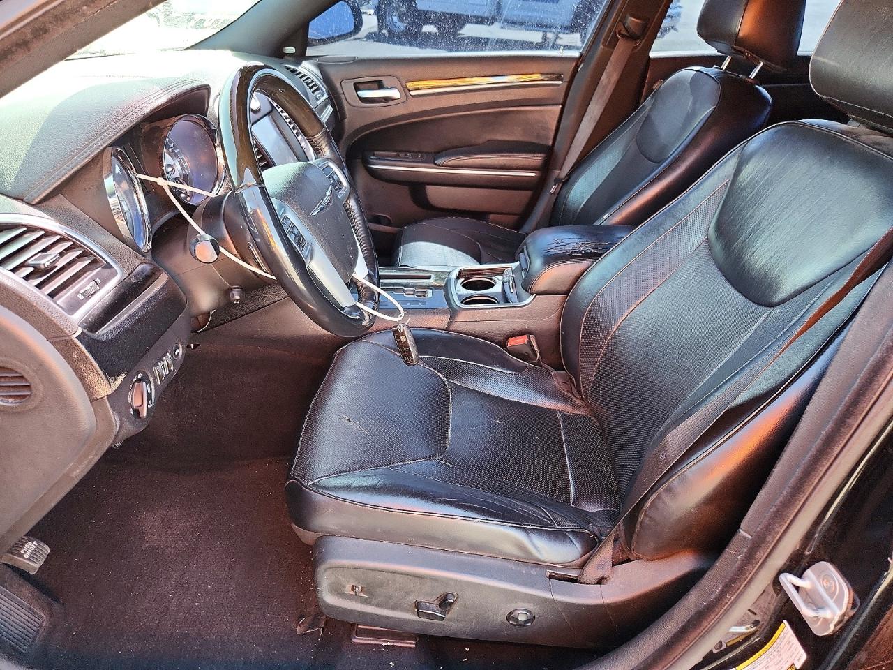 2013 Chrysler 300c Black vin: 2C3CCAET4DH675787
