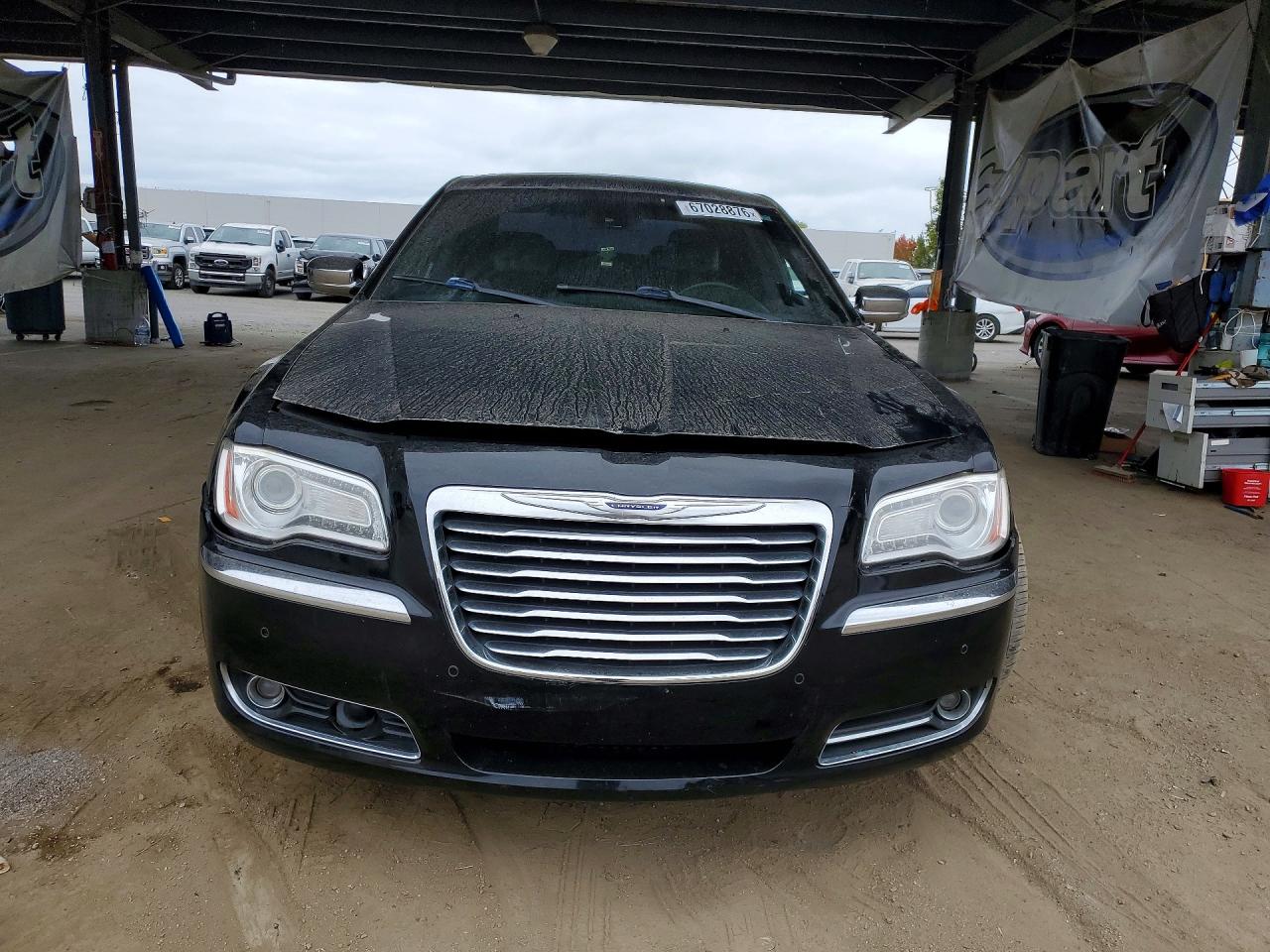 2013 Chrysler 300c Black vin: 2C3CCAET5DH600452